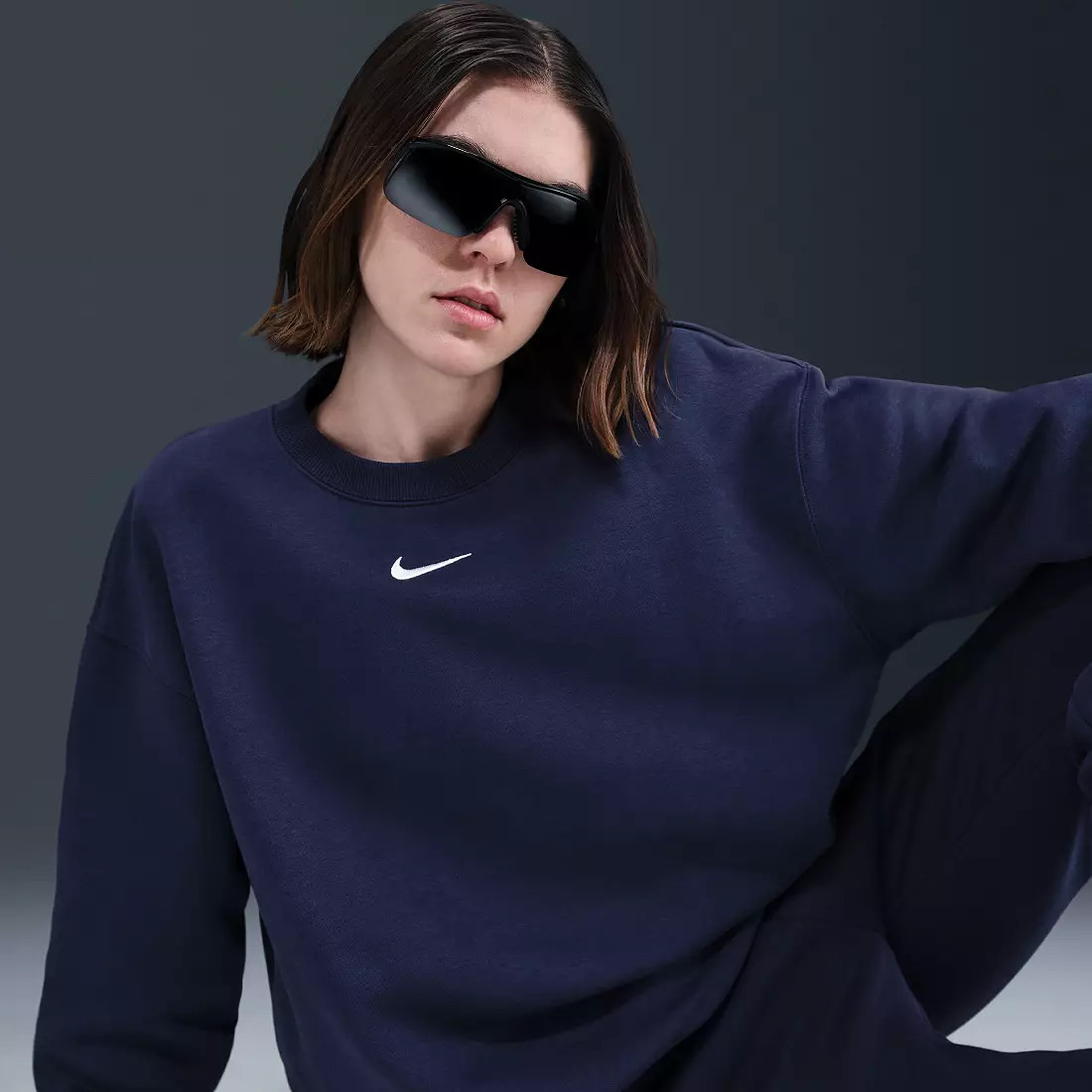 Nike Women's Sportswear Phoenix Fleece Oversized Crew-Neck Sweatshirt | DICK'S Sporting Goods