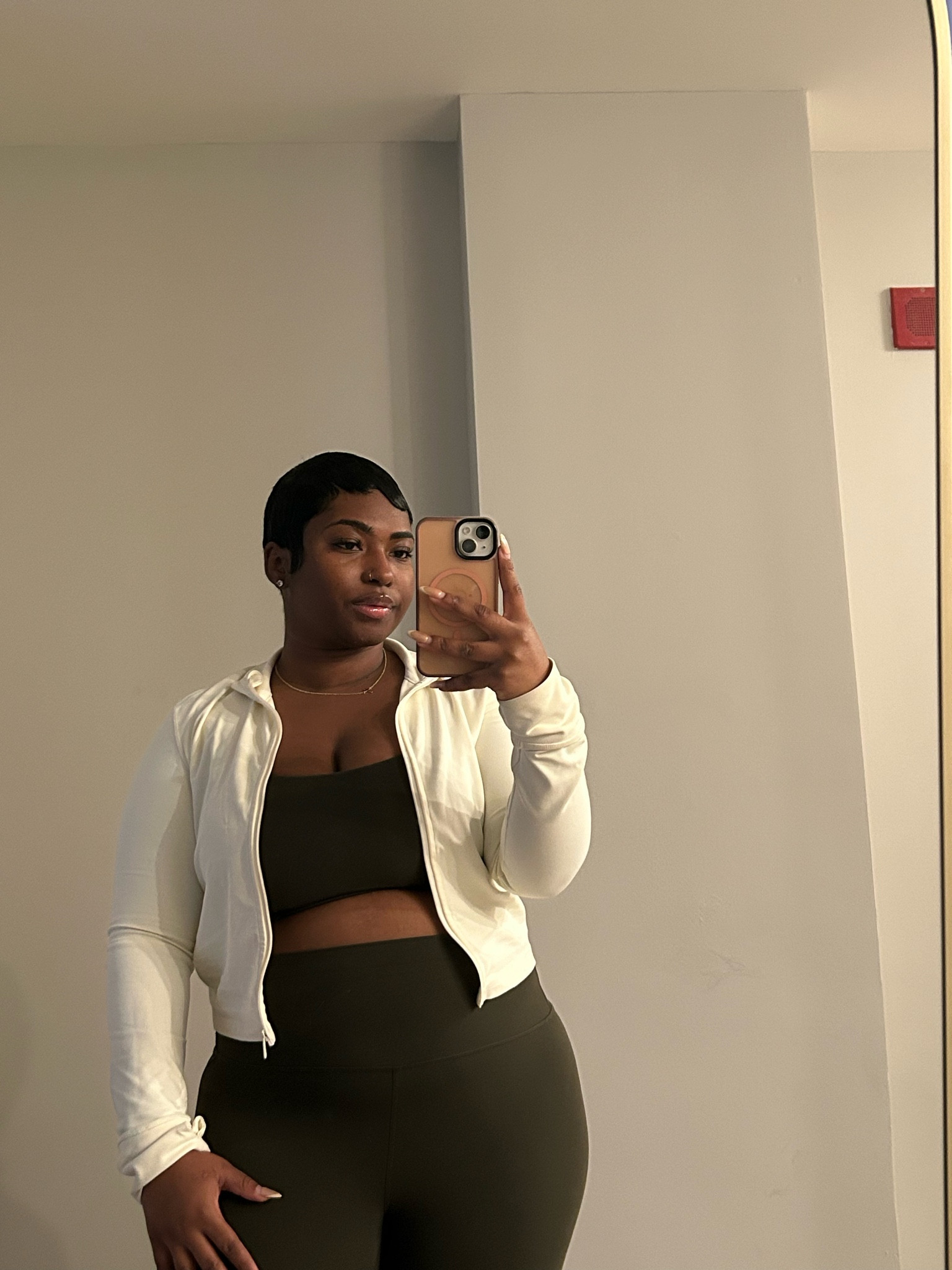 🫒🫒🫒

#LTKFitness #LTKActive #LTKMidsize