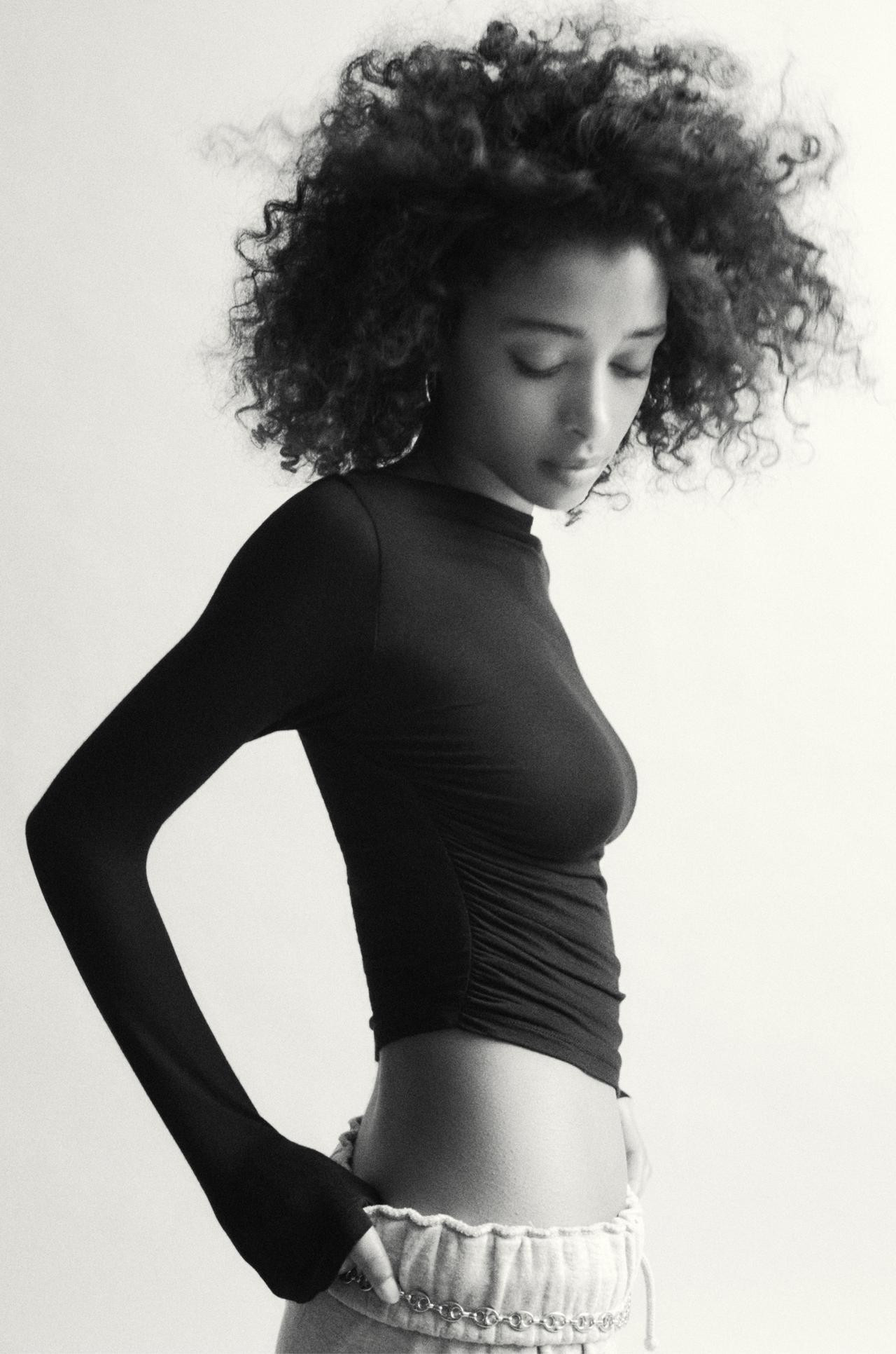 Asymmetric long sleeve top | PULL and BEAR UK