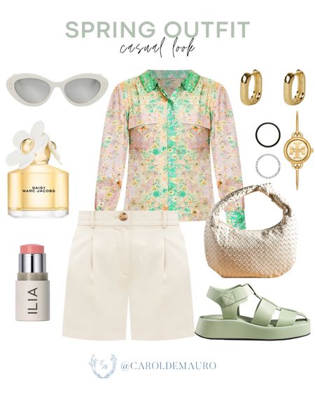 Elevate this floral long-sleeve top and white shorts with this woven handbag and other cute accessories!
#everydaylook #casualoutfit #springfashion #outfitinspo

#LTKSeasonal #LTKstyletip #LTKshoecrush