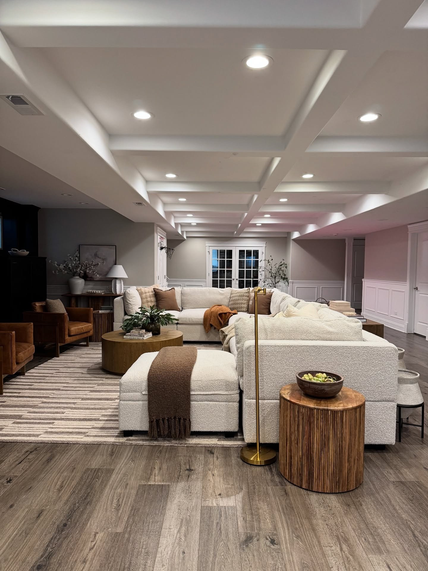 Recent home views 🍂 
This week’s round up of fall decor, home views and new finds! So many are worried we are adding fall too early but I think you can be fully enjoying  summer while anxiously awaiting fall! I love summer, but fall color palette is my favorite. 



#basement #neutralhomedecor #modernhomedecor #cozyhomedecor #bedroominspiration

#LTKHome #LTKSeasonal #LTKSaleAlert