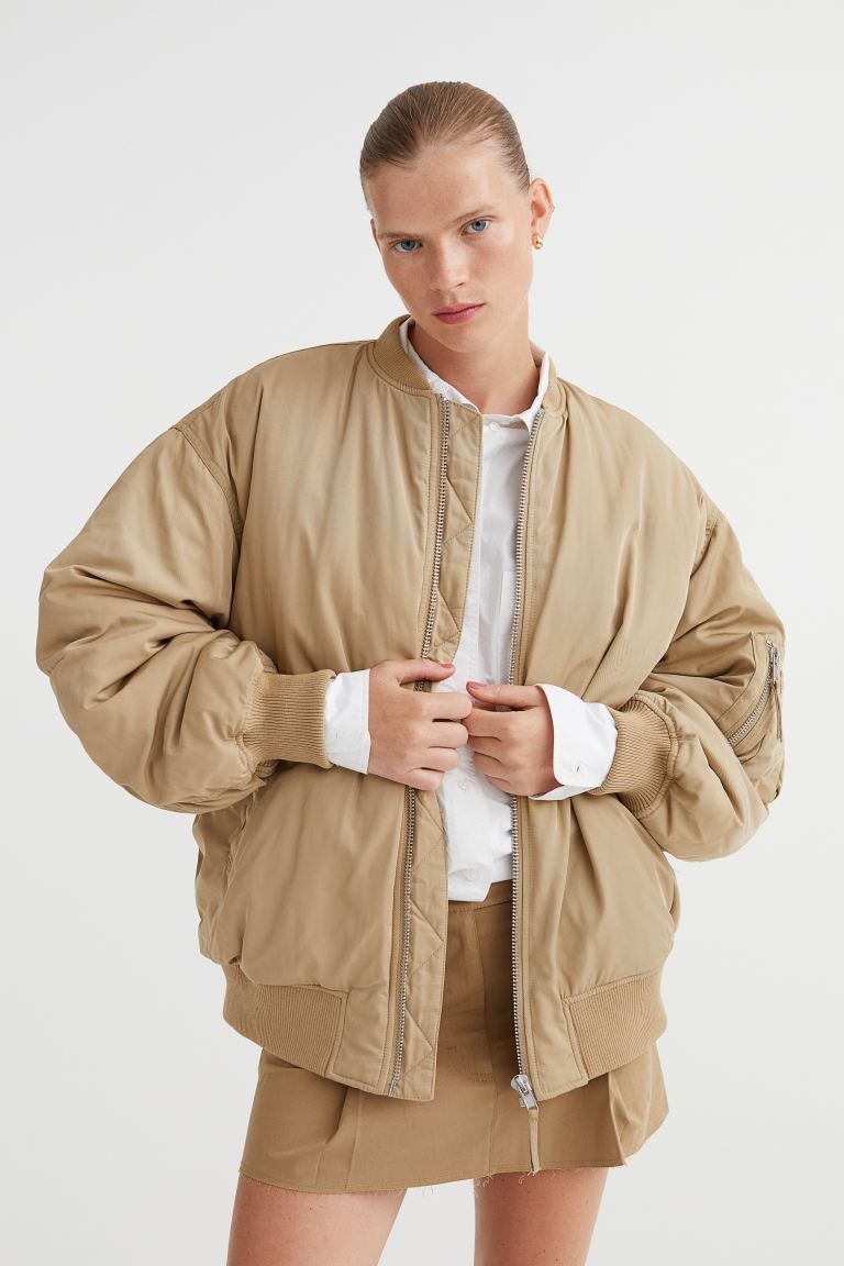 Oversized bomber jacket | H&M (UK, MY, IN, SG, PH, TW, HK)