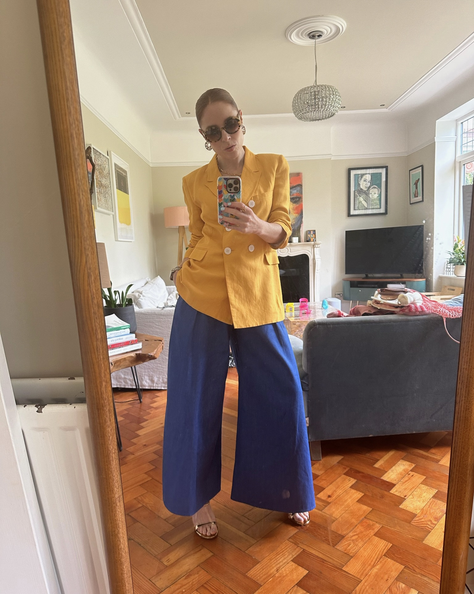 Sezane, Reiss, Marks and spencer, Casetify, linen outfit, oversized blazer, yellow blazer, linen blazer, linen trousers, wide leg trousers, outfit ideas

#LTKeurope #LTKstyletip #LTKsummer