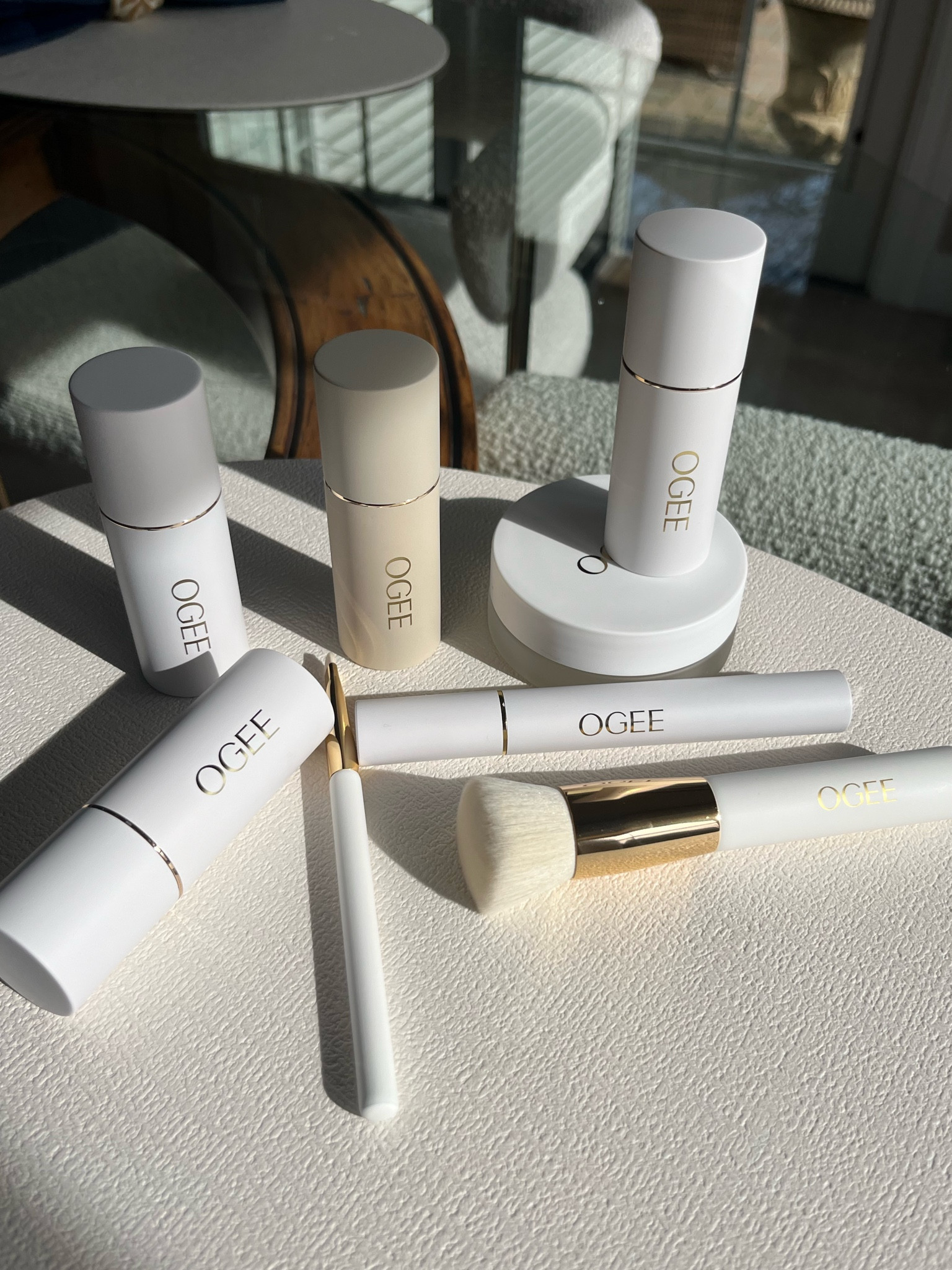 Use my code nicolehull15 on ogees website! Best makeup 

#LTKbeauty #LTKfindsunder50 #LTKfindsunder100