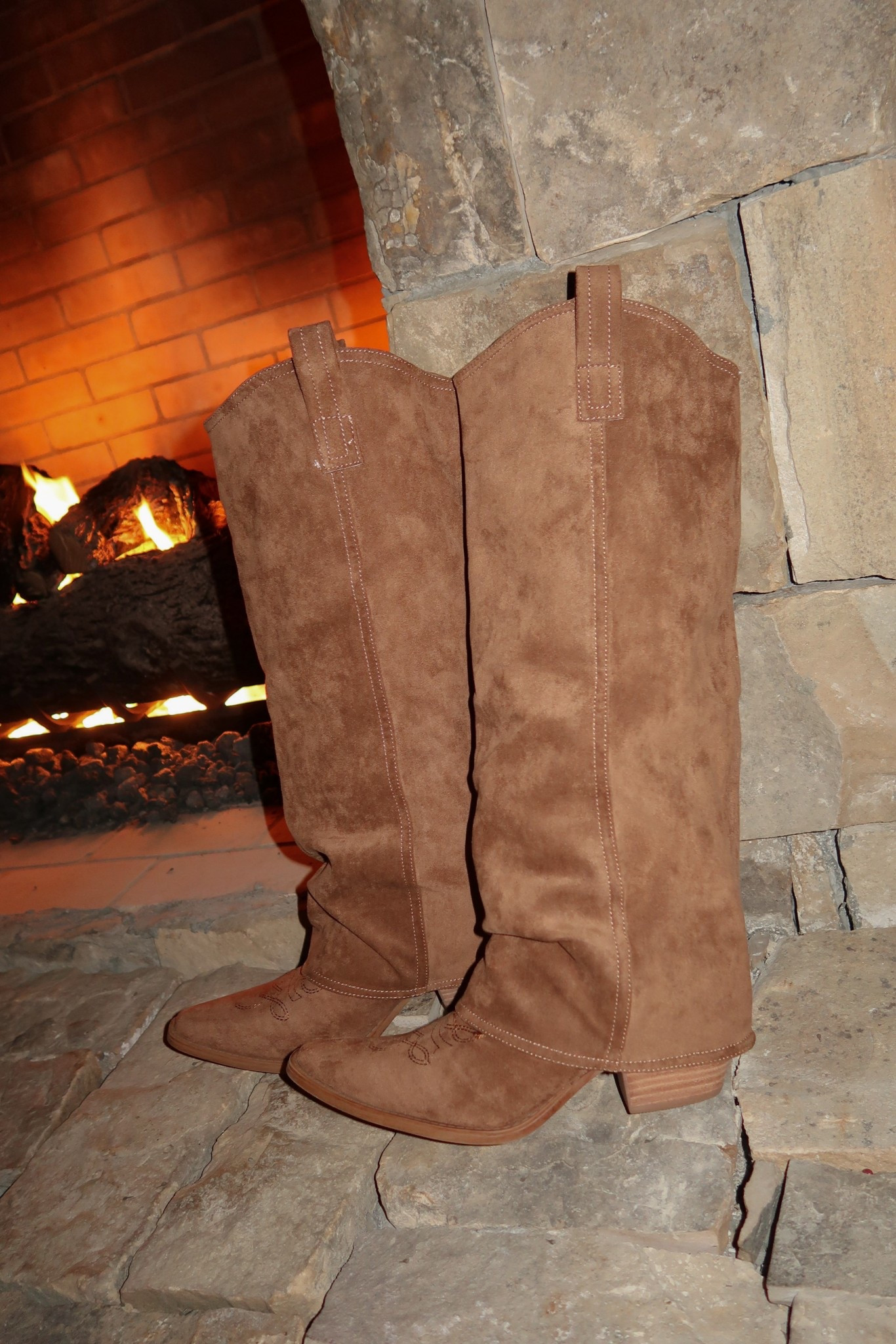 Use code: SARAH35 sitewide on Vici

#LTKFindsUnder100 #LTKootd #LTKSaleAlert