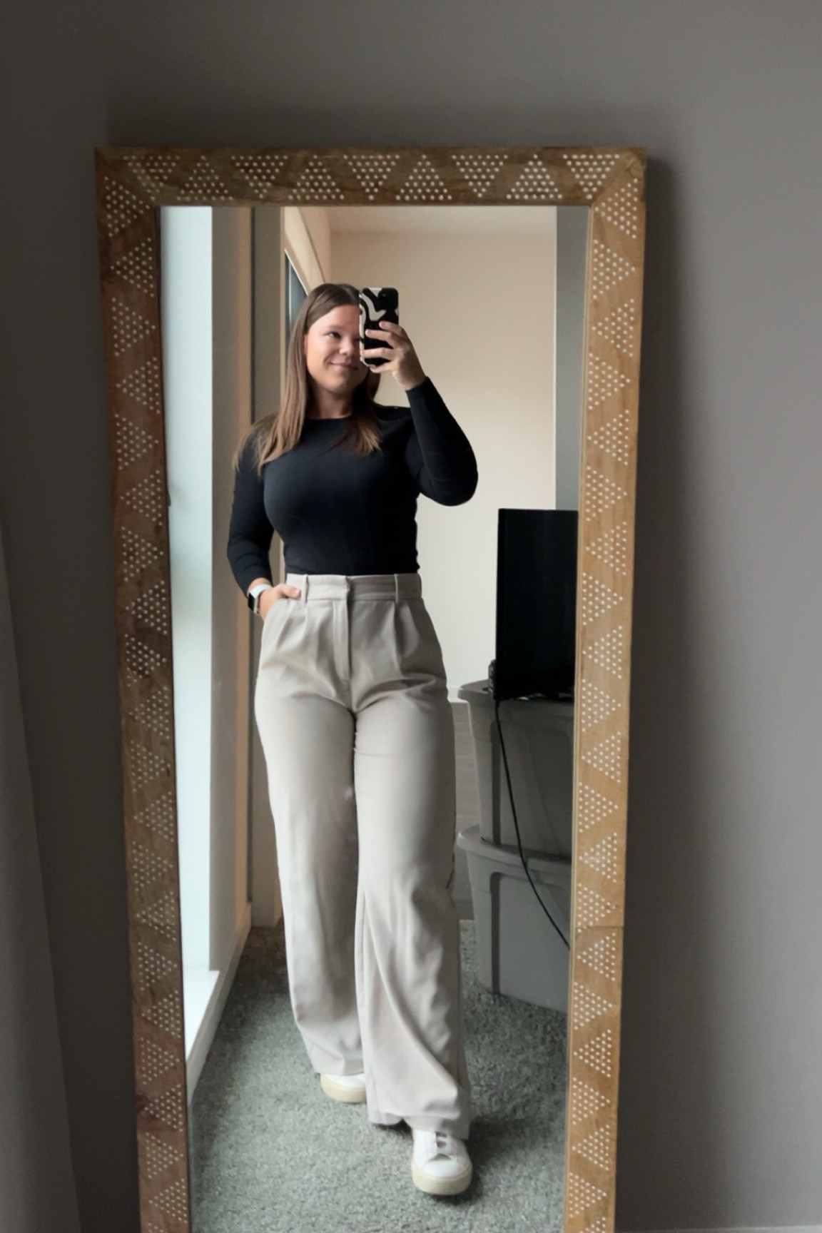 Business casual outfit of the day 


abercrombie, abercrombie trousers, workwear, work outfit, outfit inspo, outfit ideas 

#LTKfindsunder100 #LTKfindsunder50 #LTKworkwear