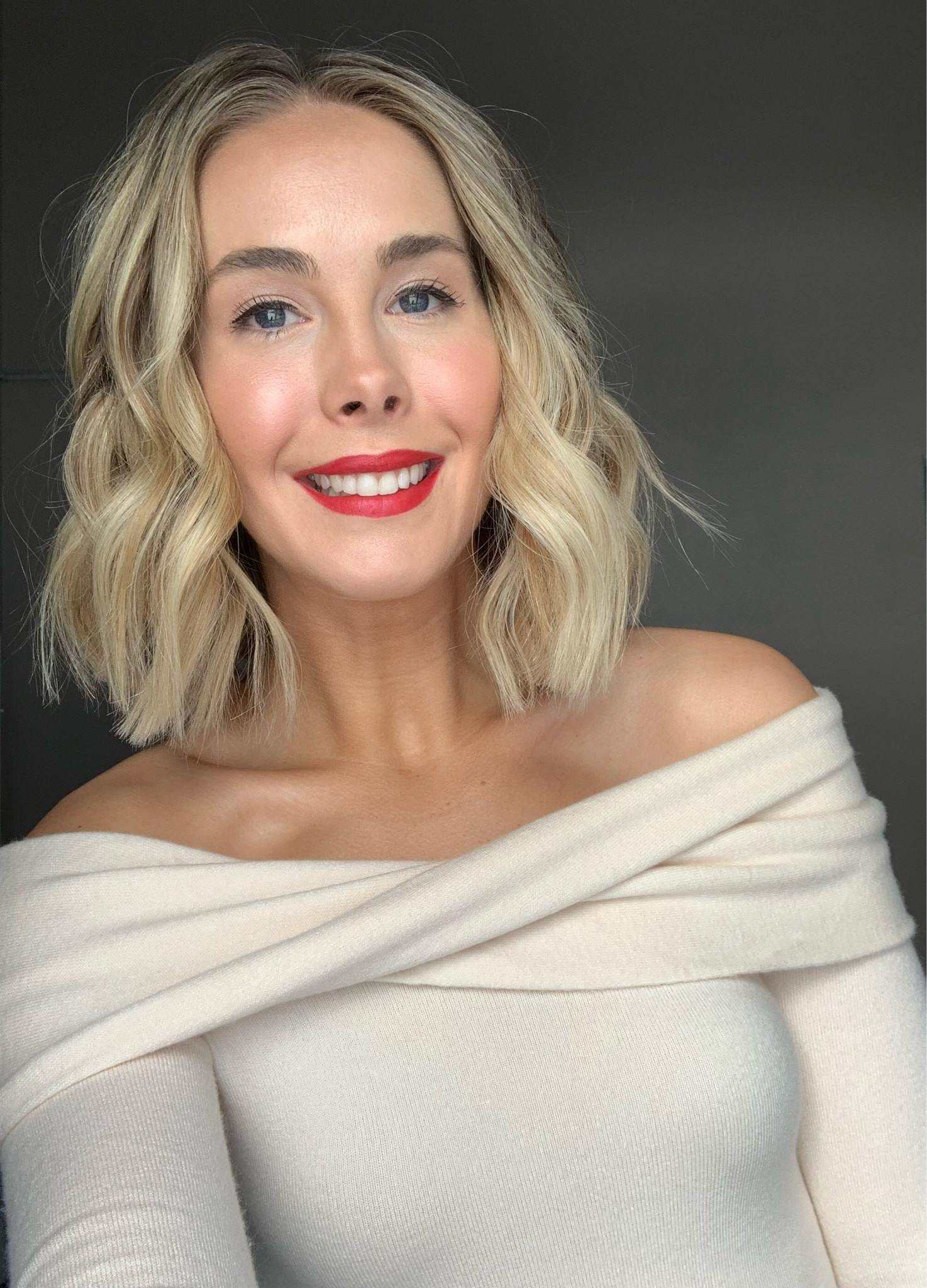 Linking most of the products used for this makeup look. I wasn’t able to link the bronzer (Becca sunlit bronzer in capri coast) or the exact Bareminerals liquid gloss. 
Some of these products are currently on sale!

#LTKHoliday #LTKbeauty #LTKsalealert