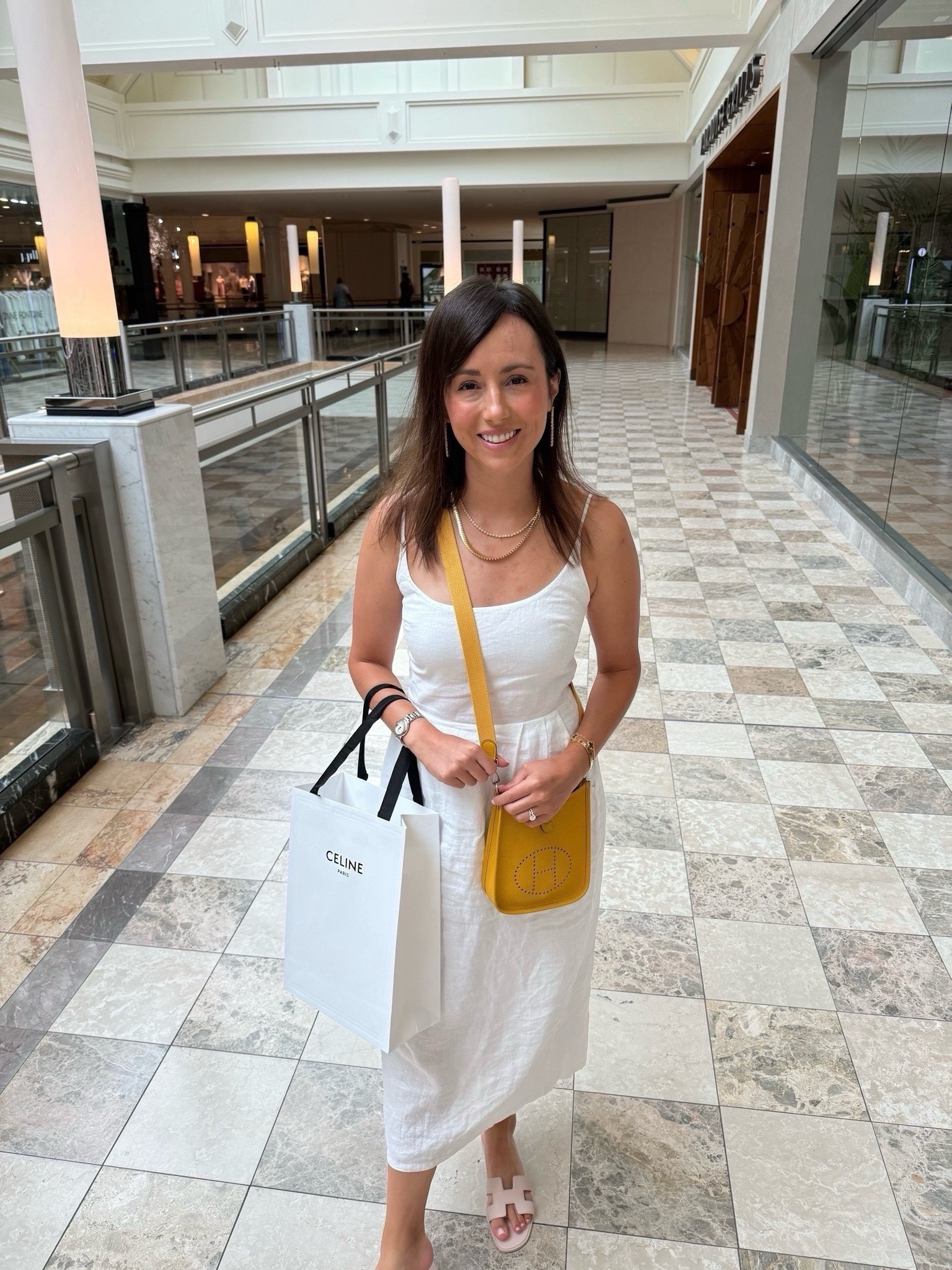 Quince white linen dress in xs with new Kendra Scott jewelry   



#LTKSeasonal #LTKStyleTip #LTKFindsUnder100