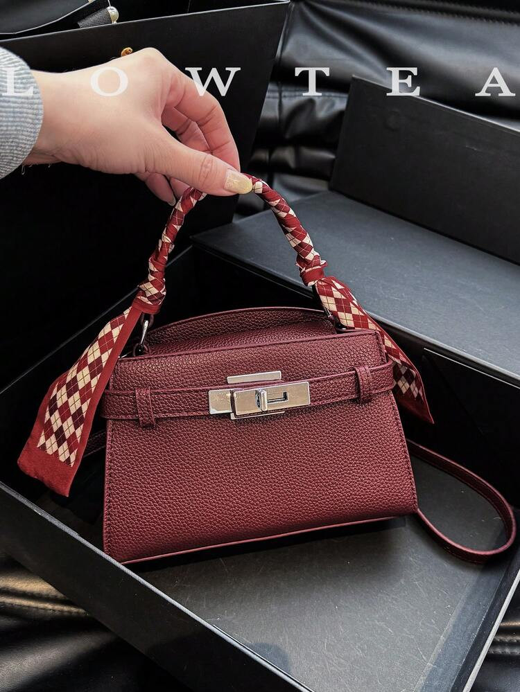 Low Tea New Summer Lychee Pattern Fashion Women's Handbag, Stylish Adjustable Shoulder Strap Decoration, Minimalist Solid Color High-End Metal Decor Shoulder/Crossbody Bag
4.95
(1000+)
 | SHEIN