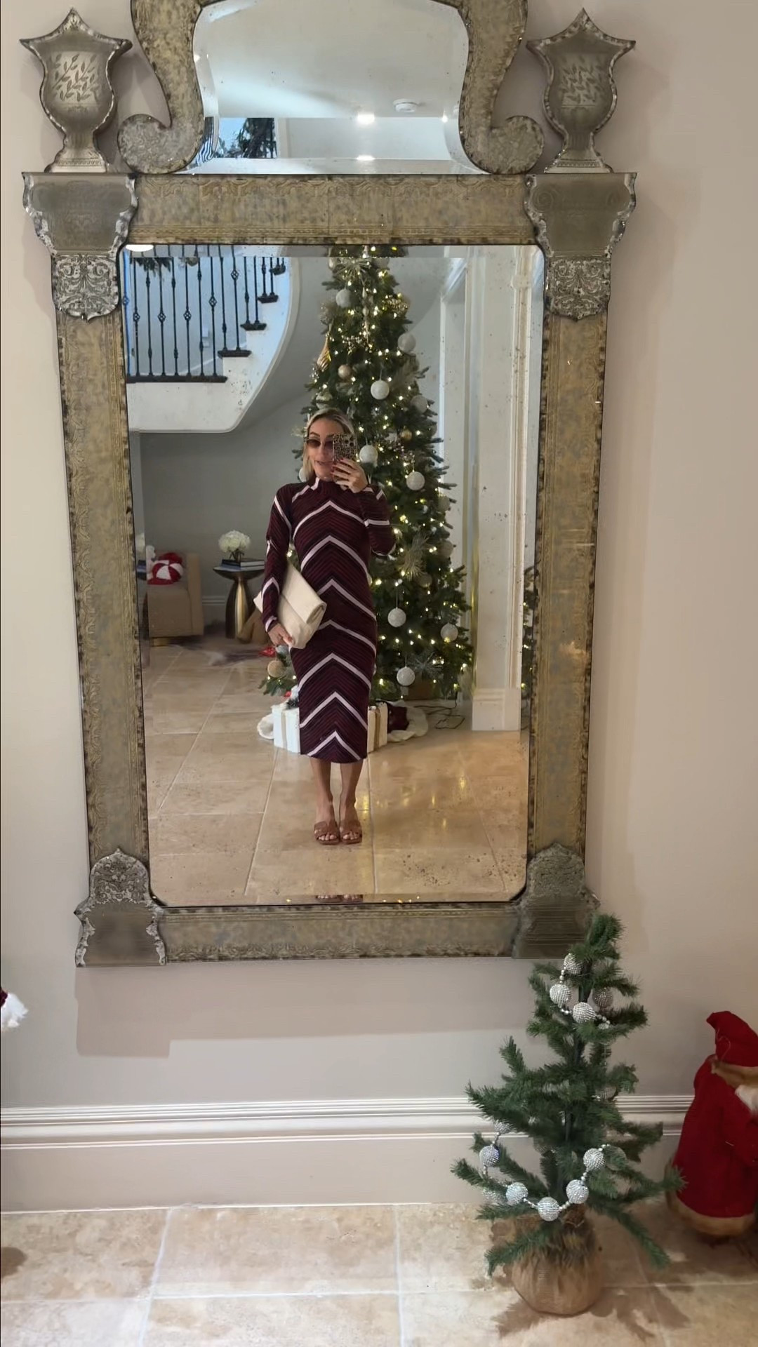 Sweater dress 
Discount code aivanelli35 for 35% off 