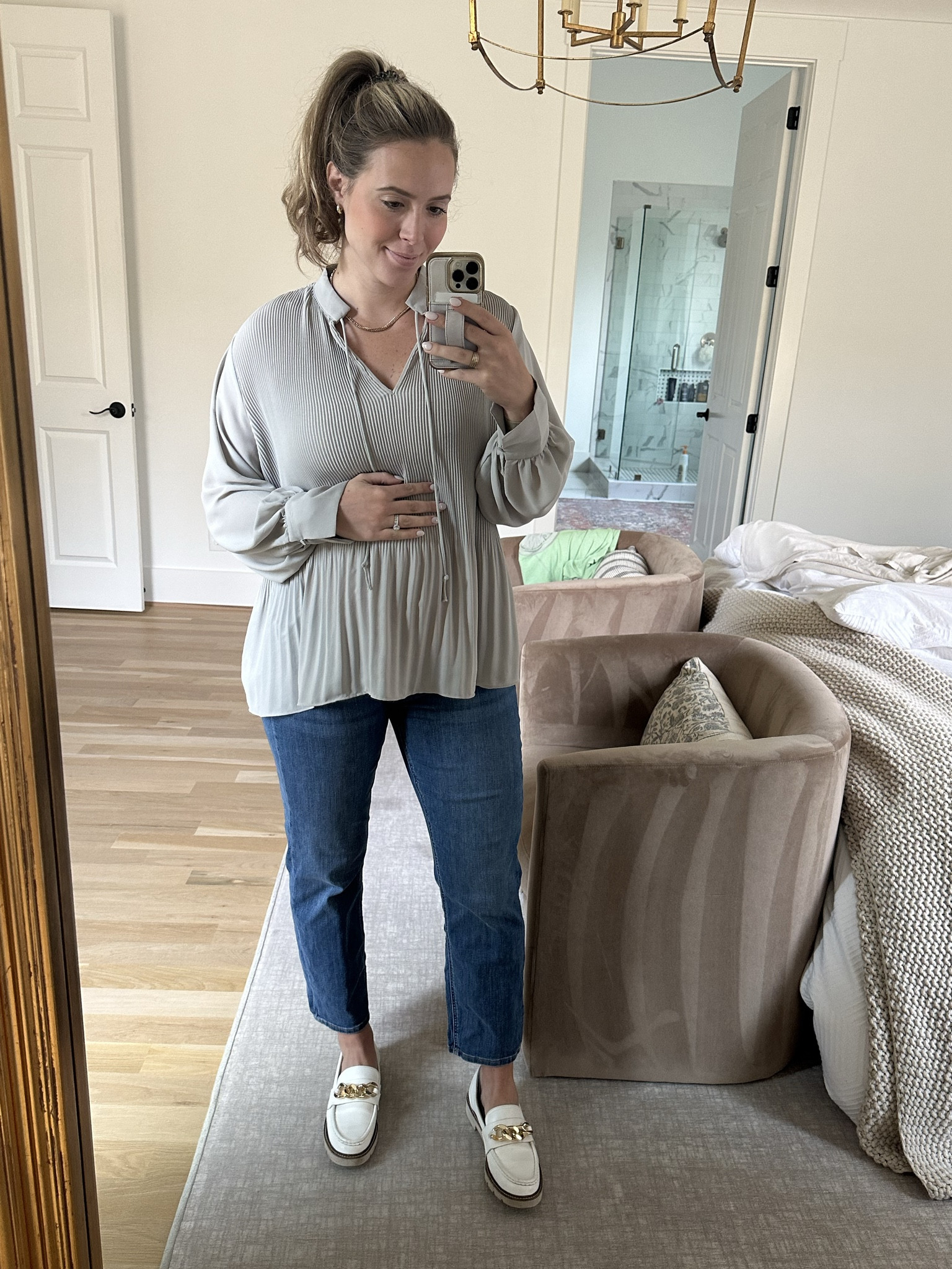 Best maternity jeans; maternity fashion; pregnancy fashion

#LTKbump