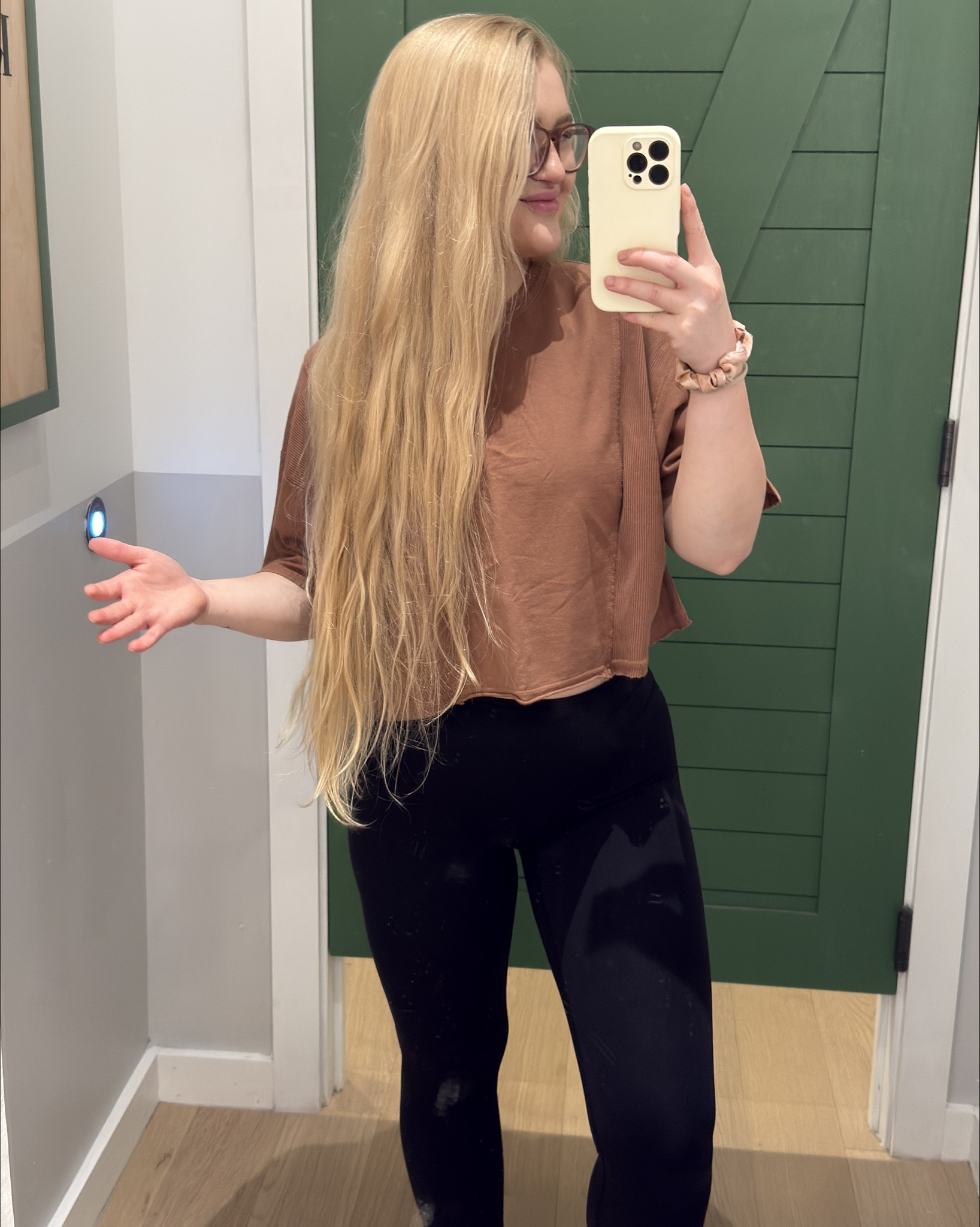 Aerie is doing what Aerie does best 🫶🏼✨ Comfy basics, neutral layers, & everyday pieces you’ll actually wear on repeat 🍂 These are the kind of outfits that never go out of style — linked my sale faves before they’re gone! #LTKsale #FallBasics #AerieStyle #fall #autumn #sale #comfort #cozyoutfits #softautumn #cozy 

#LTKSeasonal #LTKFindsUnder50 #LTKSaleAlert
