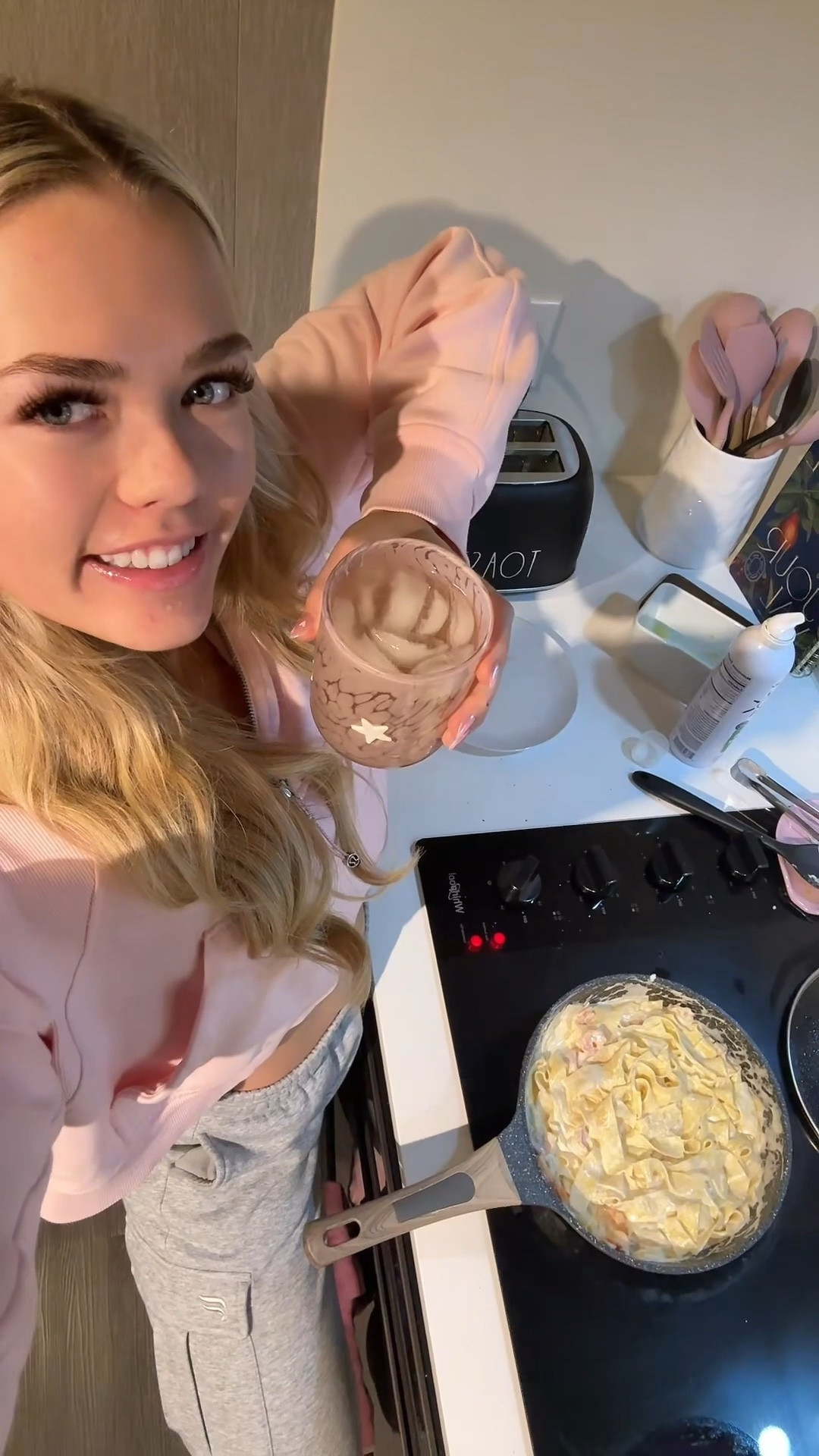 make dinner with me tonight!
Easy shrimp pasta recipe 🍤🍝
save this for later when you make it!! 🫶🏼

Trying out @drinkbloom sodas lately & I’m obsessed 💗
Shirley Temple + Strawberries & Cream are my faves right now 😋

✨ Ingredients
shrimp
salt + pepper
garlic salt
noodles of your choice
butter
heavy whipping cream
cream cheese
shredded cheese of your choice

✨ How to make:
• Start by detaining your shrimp & bringing pasta water to a boil
• Season & cook shrimp in a pan
• Add pasta to boiling water
• Remove shrimp when cooked
• In the same pan, add butter + heavy cream + shredded cheese + cream cheese
• Season with garlic salt & pepper
• Combine sauce, noodles & shrimp
• Toss + serve + enjoy 😋

Let me know if you make it & follow for more! 💗

#LTKfoodie #LTKvlog #LTKstorytime