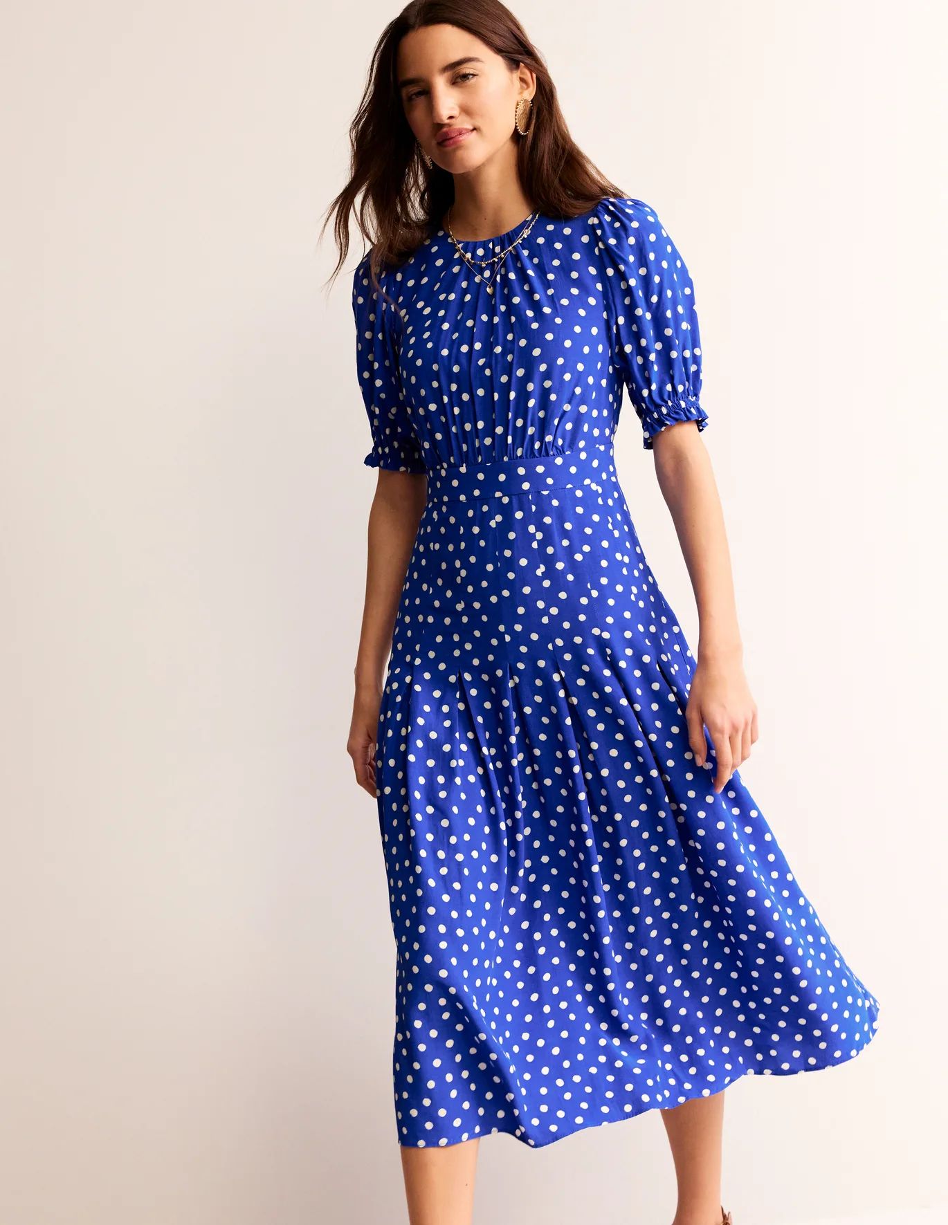 Surf The Web, Abstract Dot | Boden (US)
