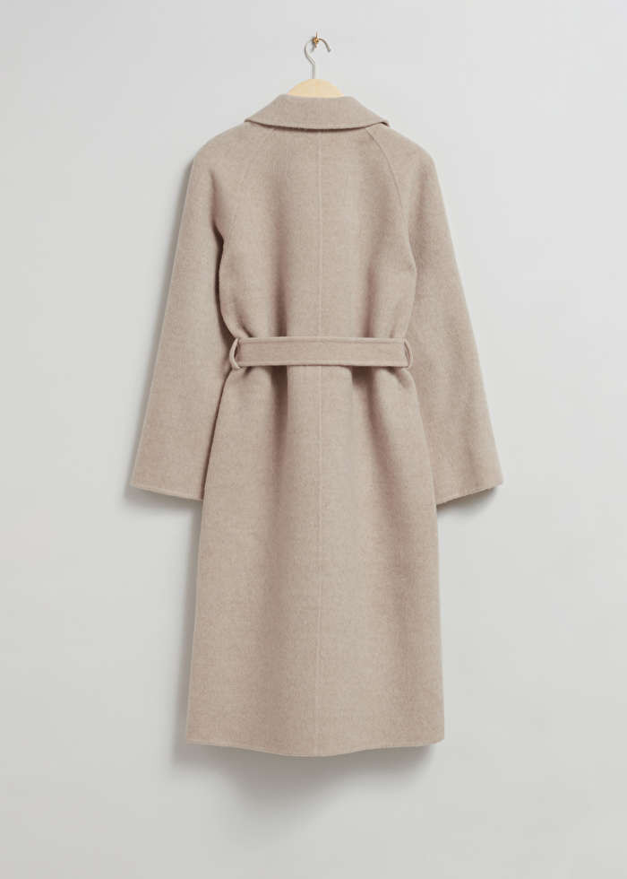 Wollmantel mit Gürtel | & Other Stories (DE + FR)