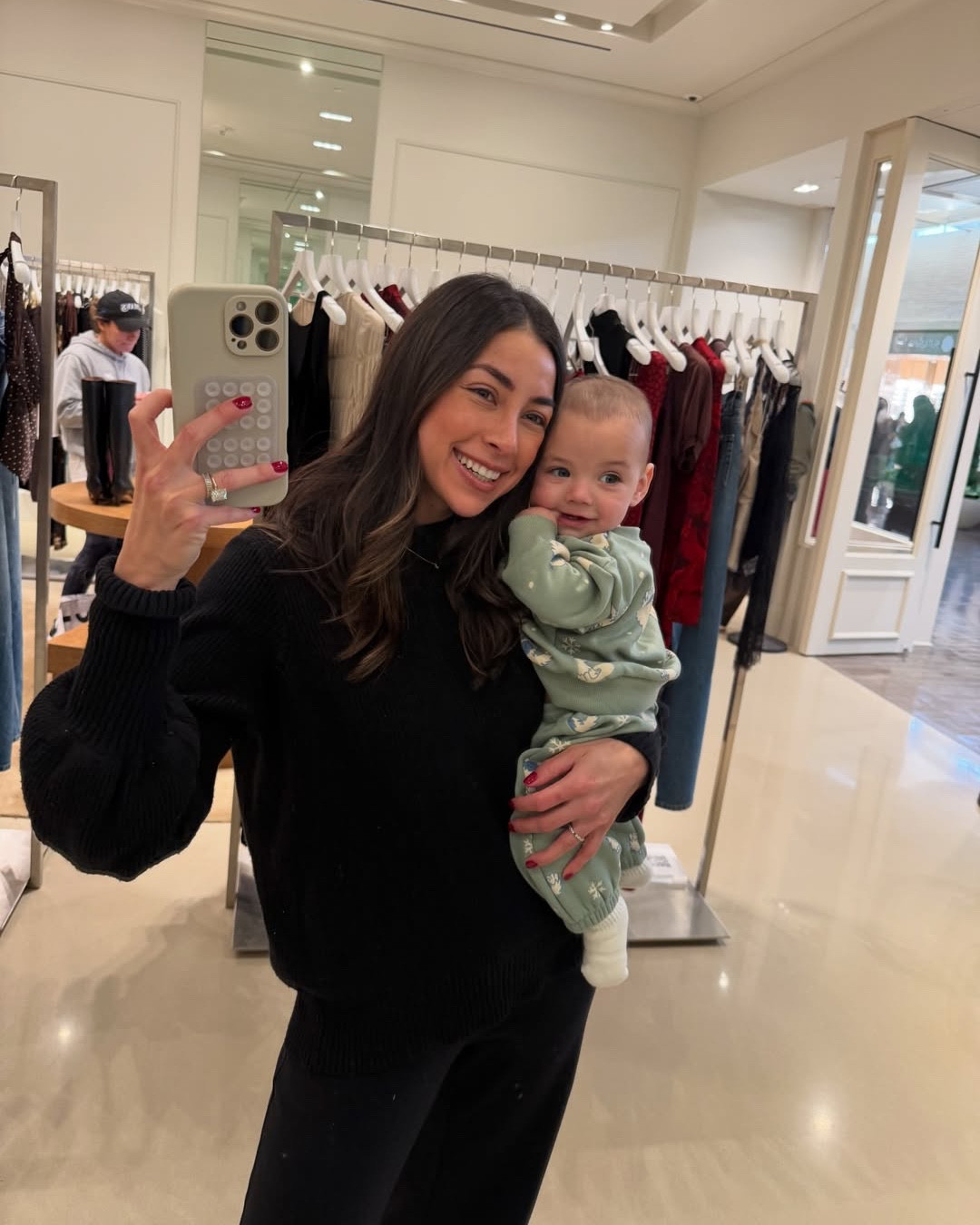 Duke’s adorable Yeti sweatsuit set! 😍

#LTKootd #LTKBaby #LTKHoliday