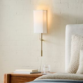 Linear Torch Plug-In Sconce (23"&ndash;47") | West Elm (US)