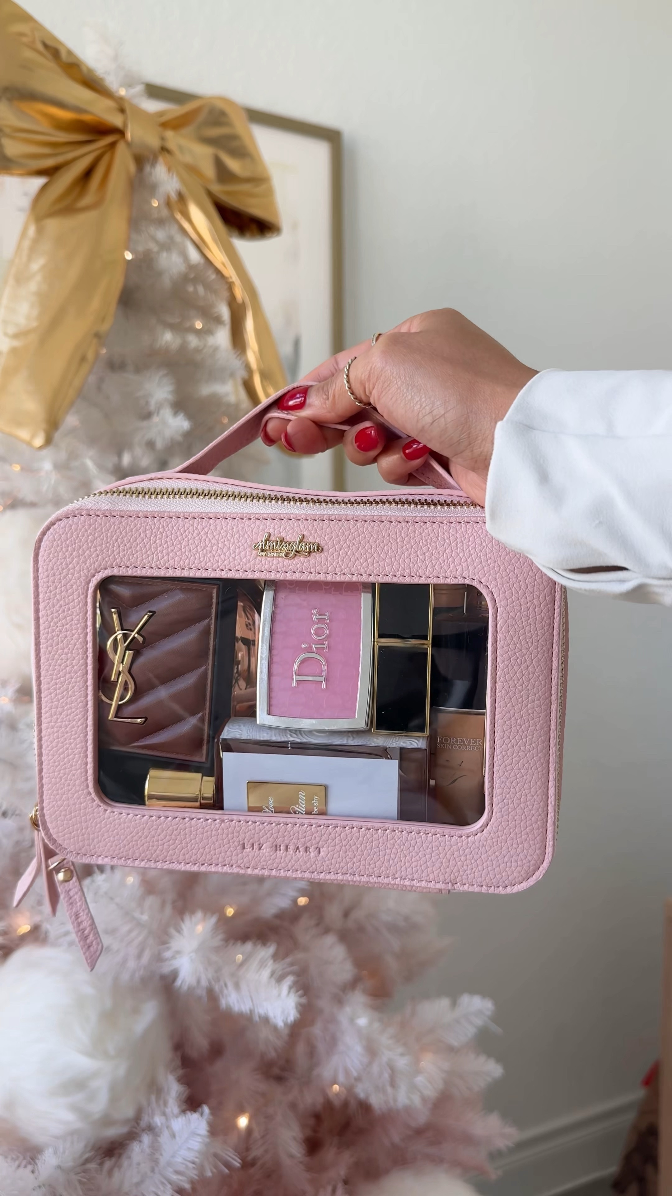 My makeup brushes are currently buy one get one free and you can stack the coupon code SHOPSALE for an extra 40% off!! This would make the perfect gift for a beauty lover! 

You can buy one for yourself and get one for your friend for free !!


#LTKGiftGuide #LTKHoliday #LTKBeauty