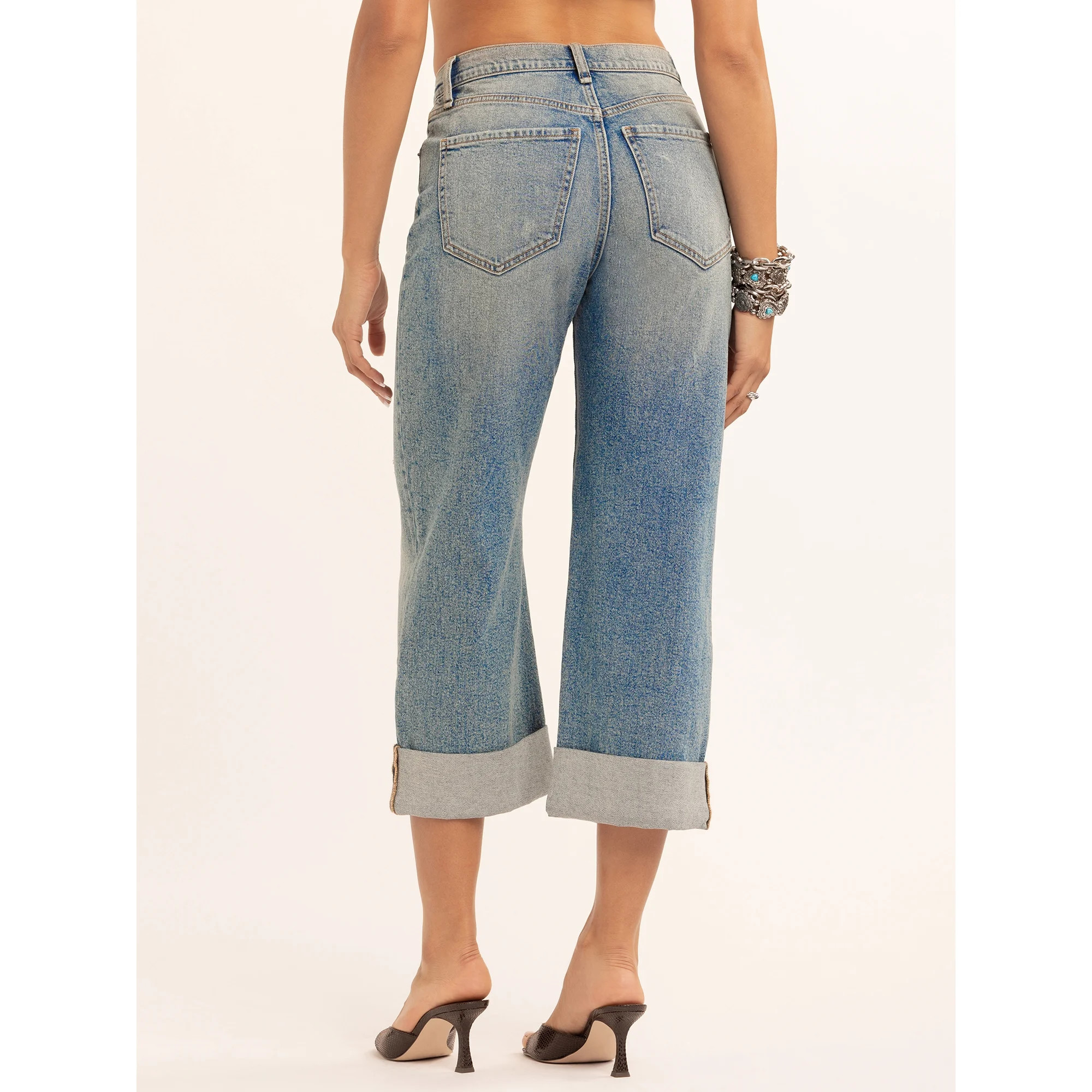 Jessica Simpson Women's Zinnia Wide Leg Boyfriend Jeans, Sizes 2-16 | Walmart (US)
