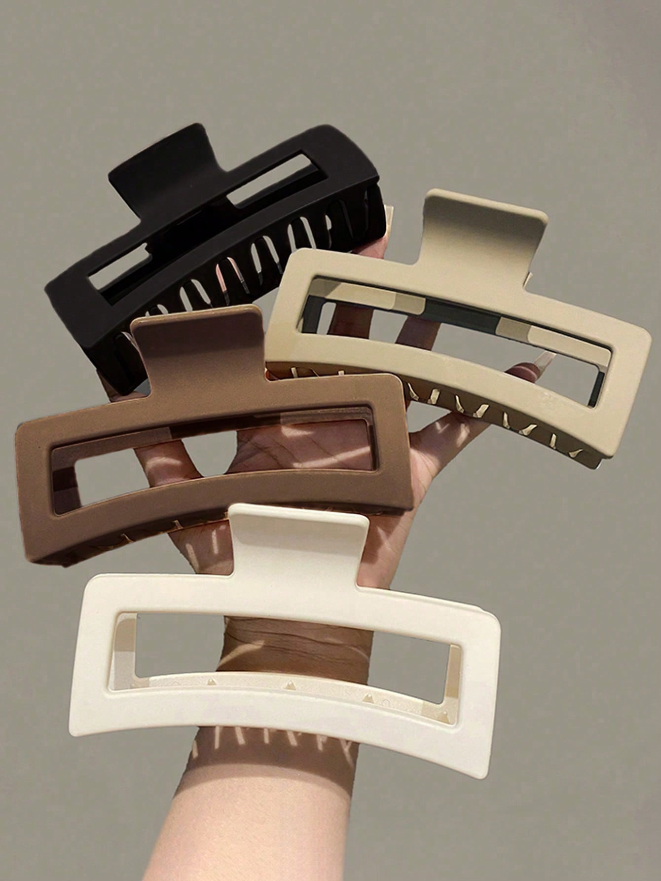 4pcs/1pc 4.33in/11cm Black Large Square Hair Clips, Fashion Elegant Matte Simple Style Plastic Ha... | SHEIN