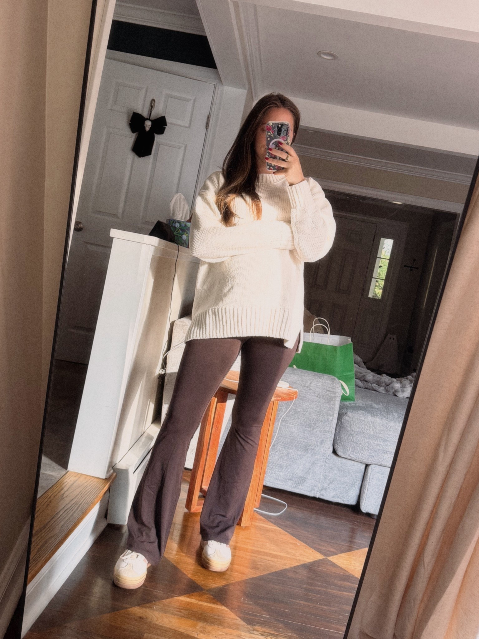 Sweater & leggings on sale!!! 

Wearing size M in leggings
Wearing size small in sweater 

#LTKCyberWeek #LTKFindsUnder100 #LTKSaleAlert