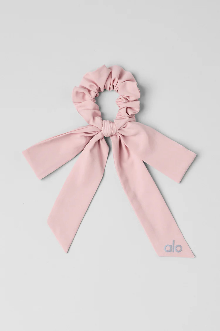 Love Knots Tie Scrunchie | Alo Yoga (US)