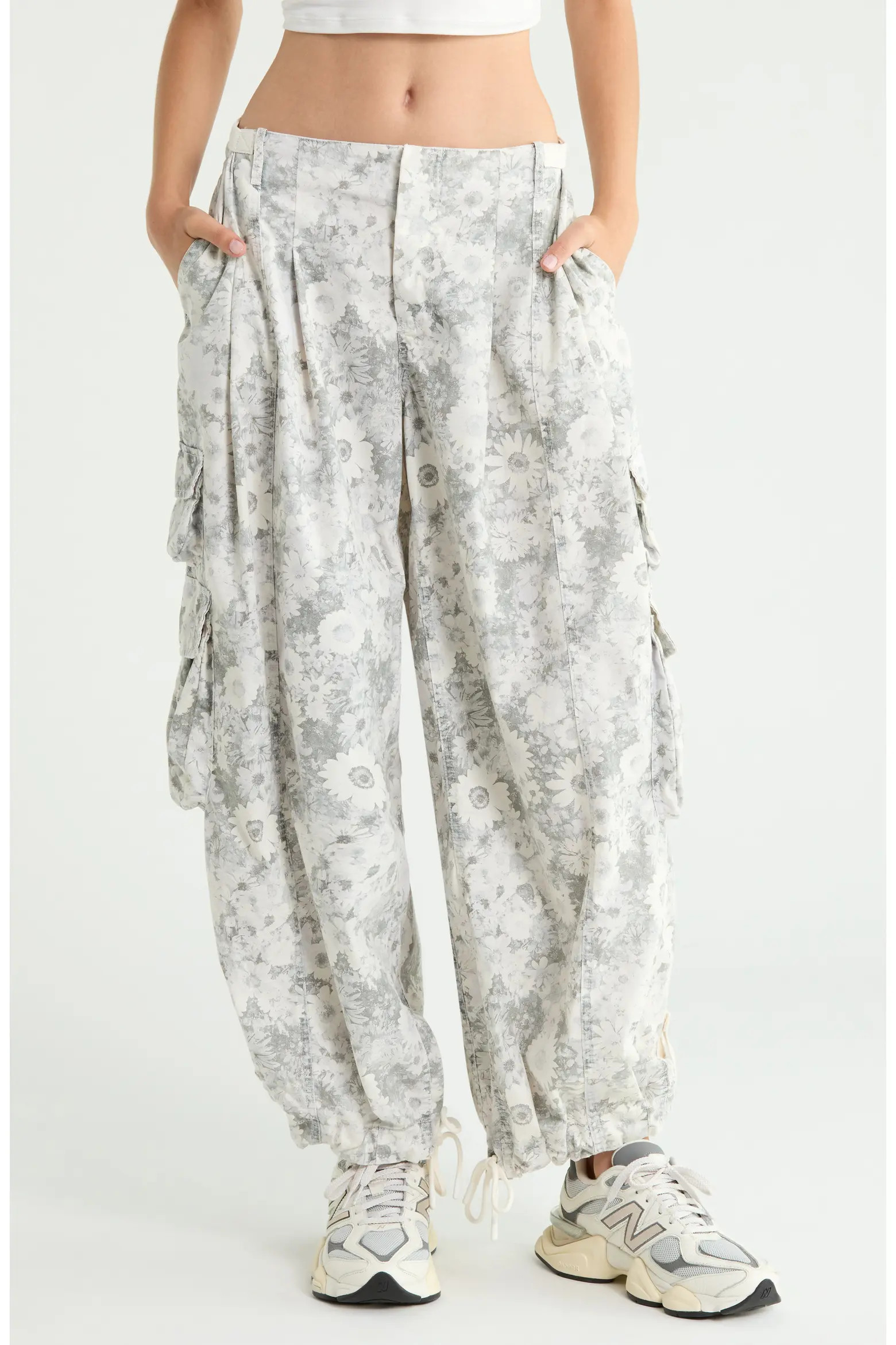 Charmer Floral Cotton Blend Utility Pants (Women) | Nordstrom | Nordstrom