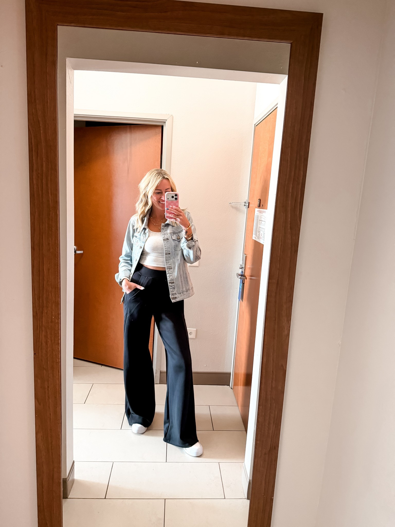 Soccer mom game day style and outfit ideas 
Spanx wide leg pants 