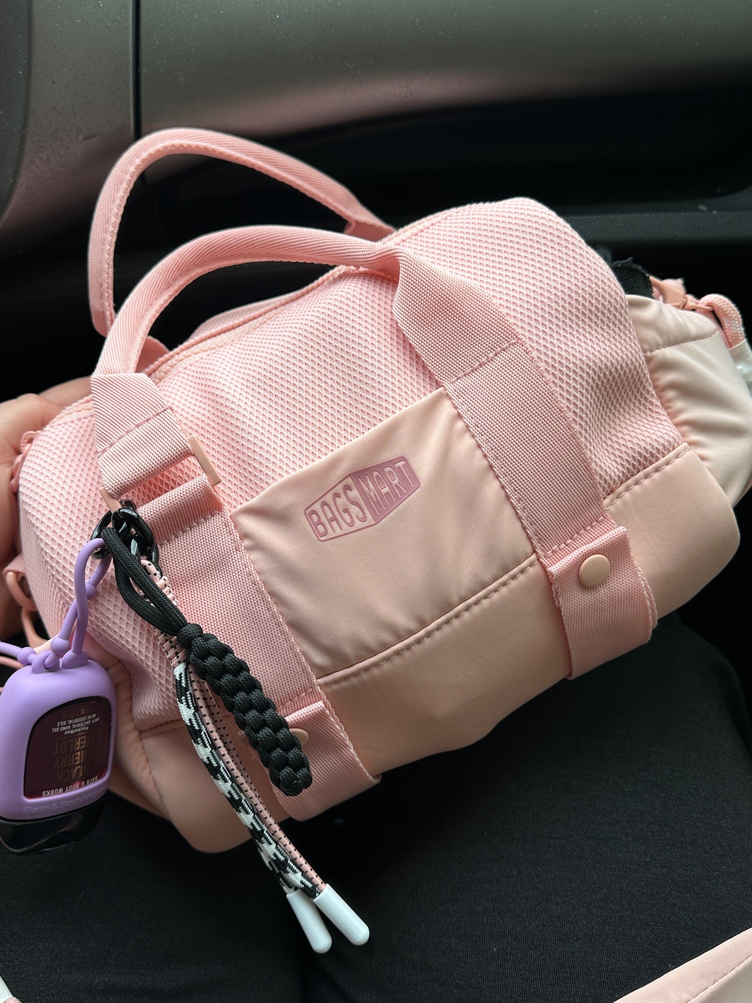 The cutest mini gym bag 😚💗 

#LTKActive #LTKGiftGuide