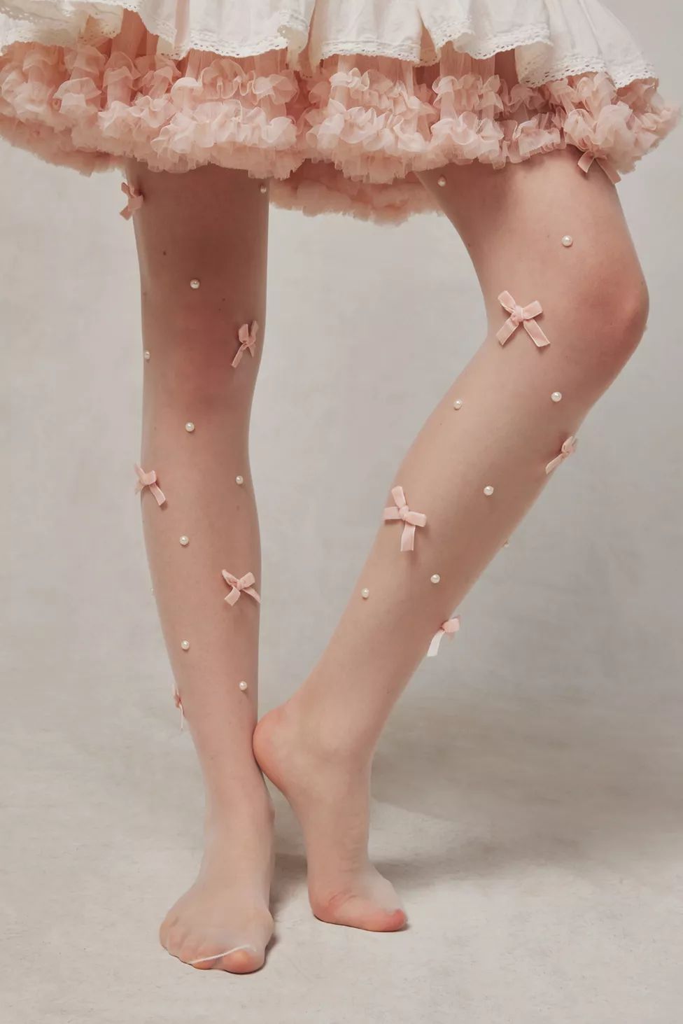 UO 3D Bow Tights | Urban Outfitters (US and RoW)