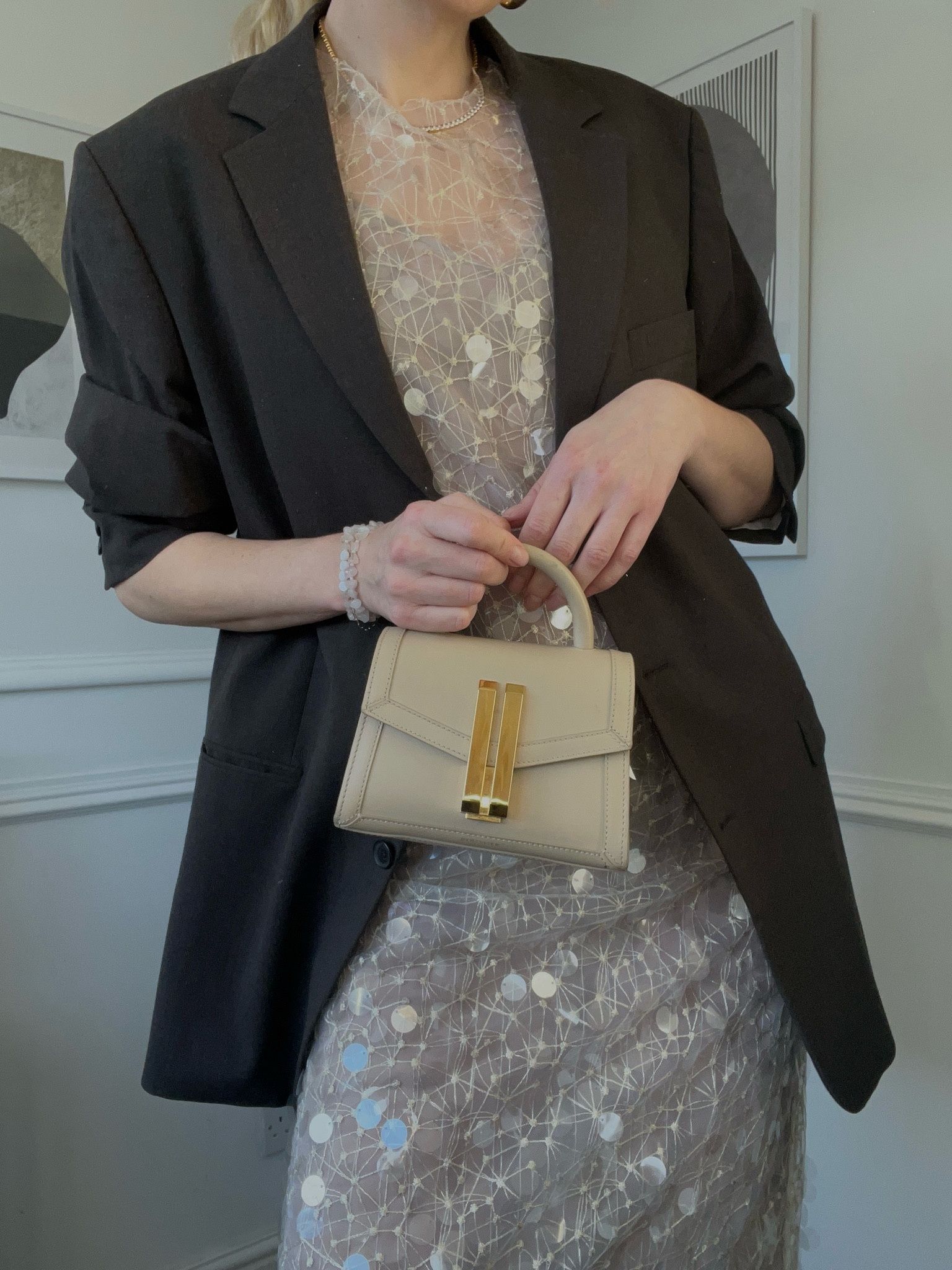 Sequin dress, dinner outfit, nude bag, mini bag, brown blazer 

#LTKeurope #LTKstyletip