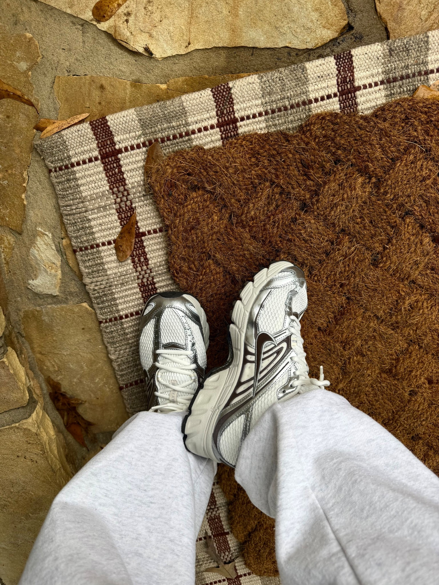 The most perfect versatile sneaker. Wearing a size 8.5 for reference! @nike #teamnike #ad