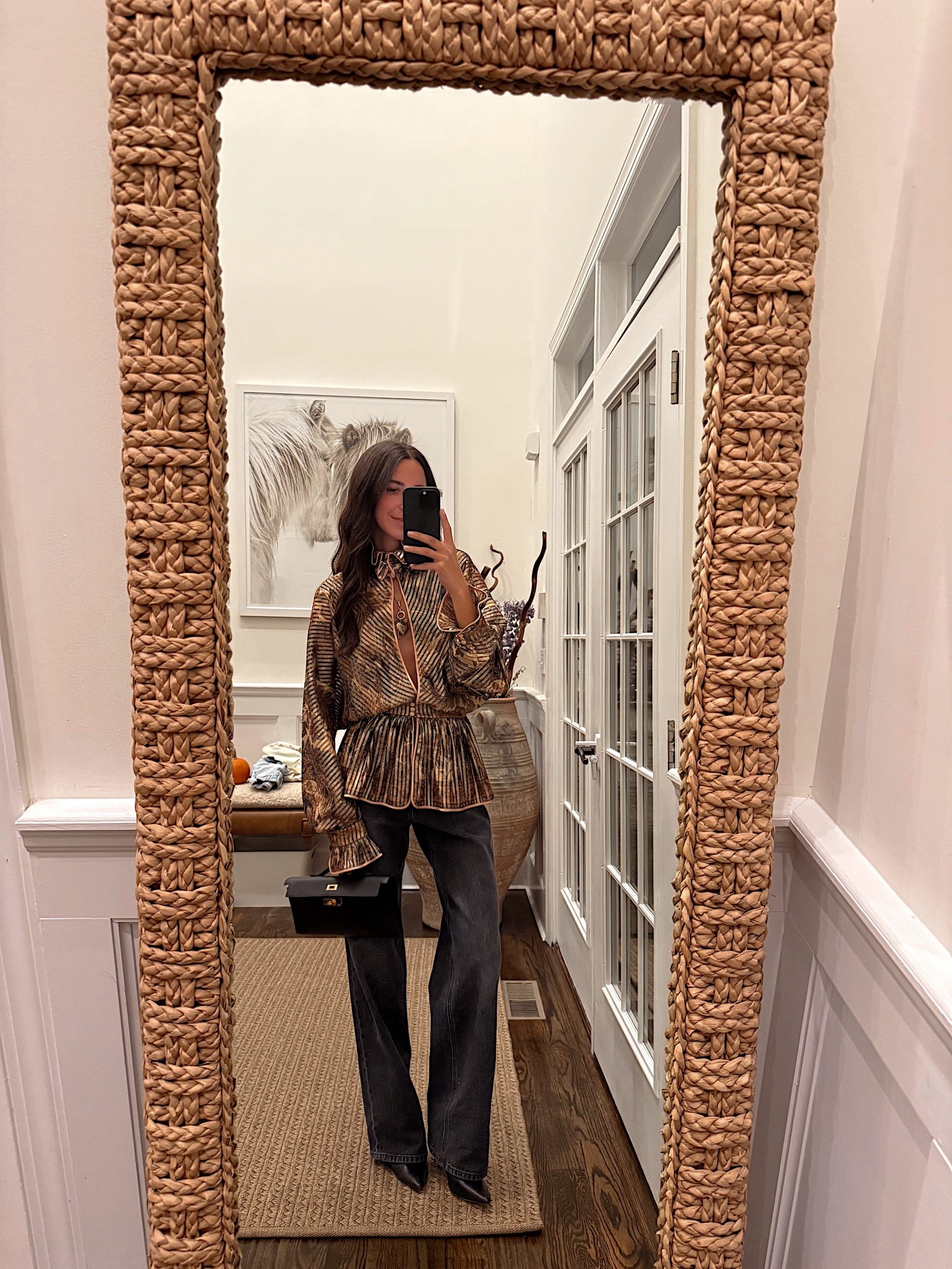 One of my weekend looks. Obsessed with this top