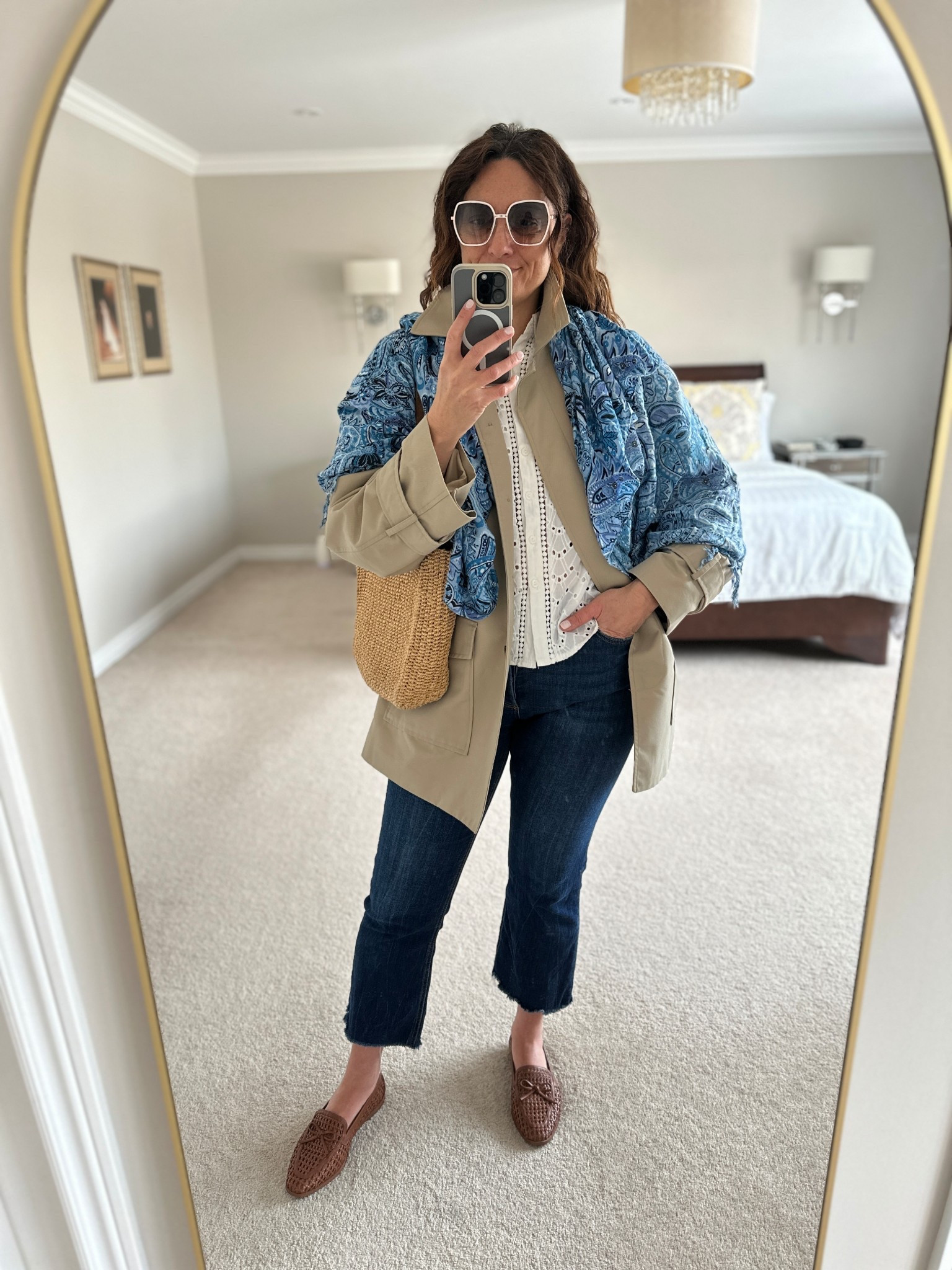 A short Trench completes your outfit adding a layer that always feels put together. 

#LTKmidsize #LTKcanada #LTKstyletip