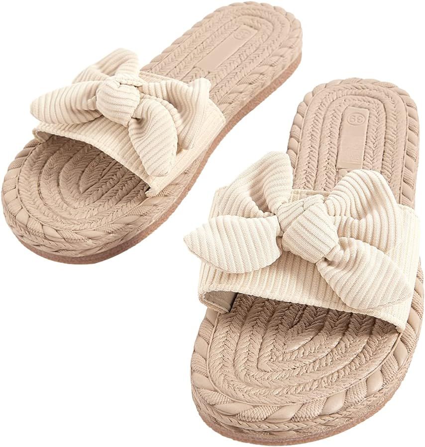 GORGLITTER Women's Bow Flat Sandals Straw Open Toe Dressy Boho Summer Beach Sandals | Amazon (US)