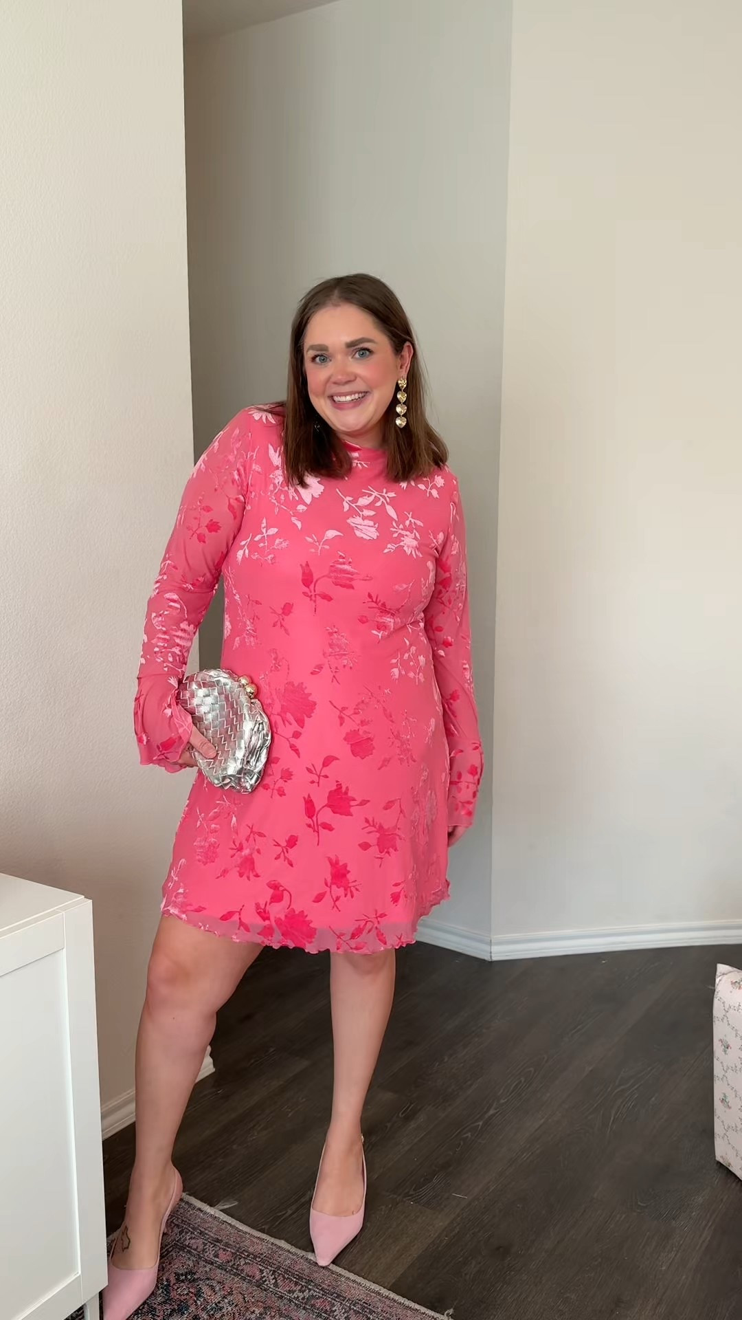 Valentines night out outfit wearing xxl in dress. Linked all my beauty essentials 

#LTKValentine #LTKPlusSize #LTKgrwm