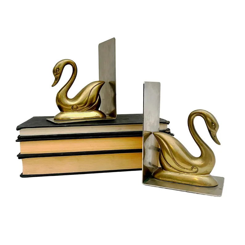 Vintage Pair of Brass Swan Bookends | Vintage Brass Home Decor - Etsy | Etsy (US)