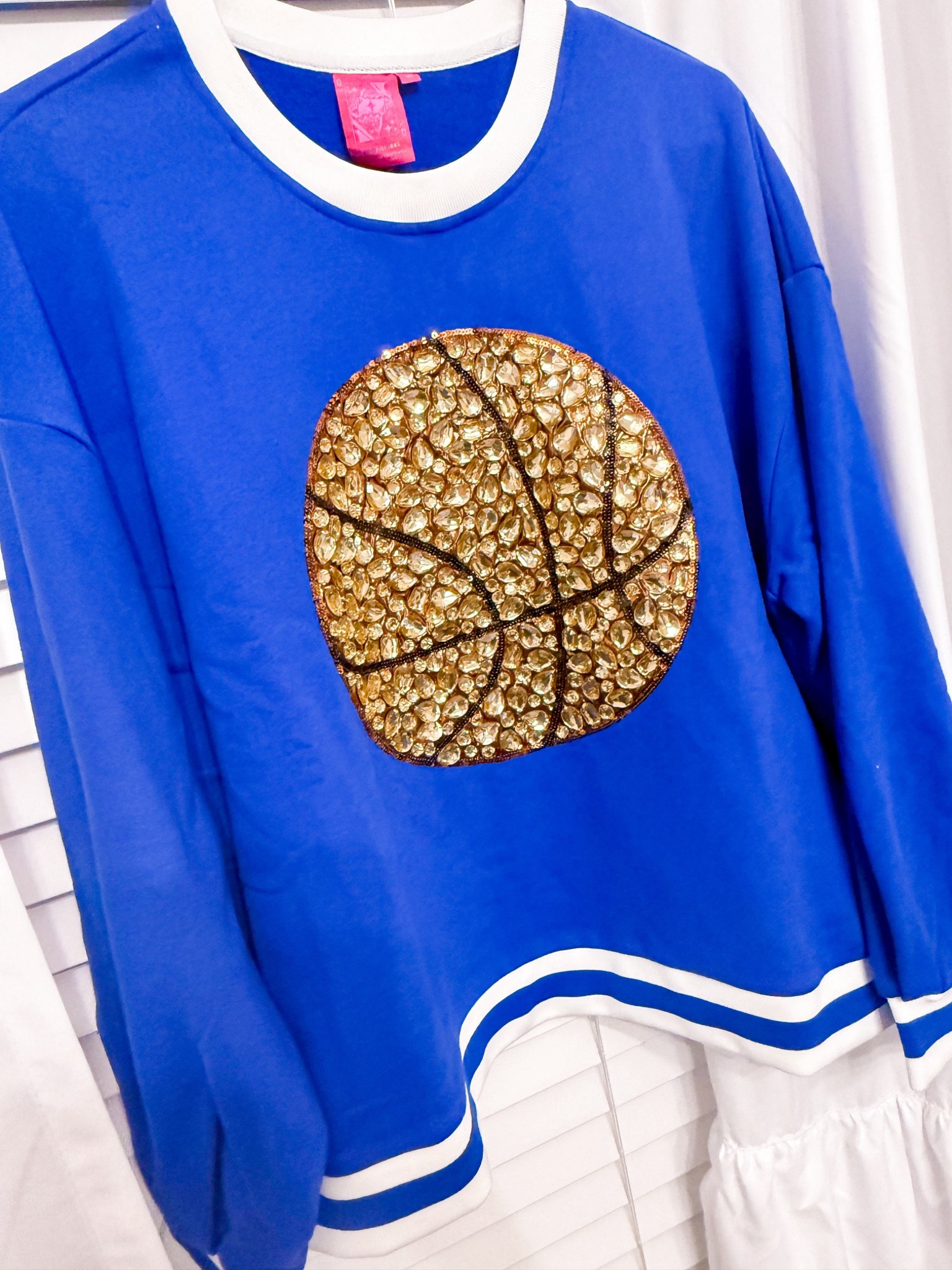 Queen of Sparkles end of the year sale! 

#LTKSaleAlert