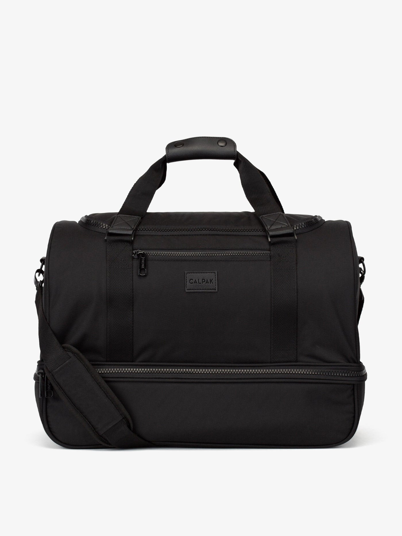 Stevyn Duffel Bag with Shoe Compartment in Black | CALPAK
