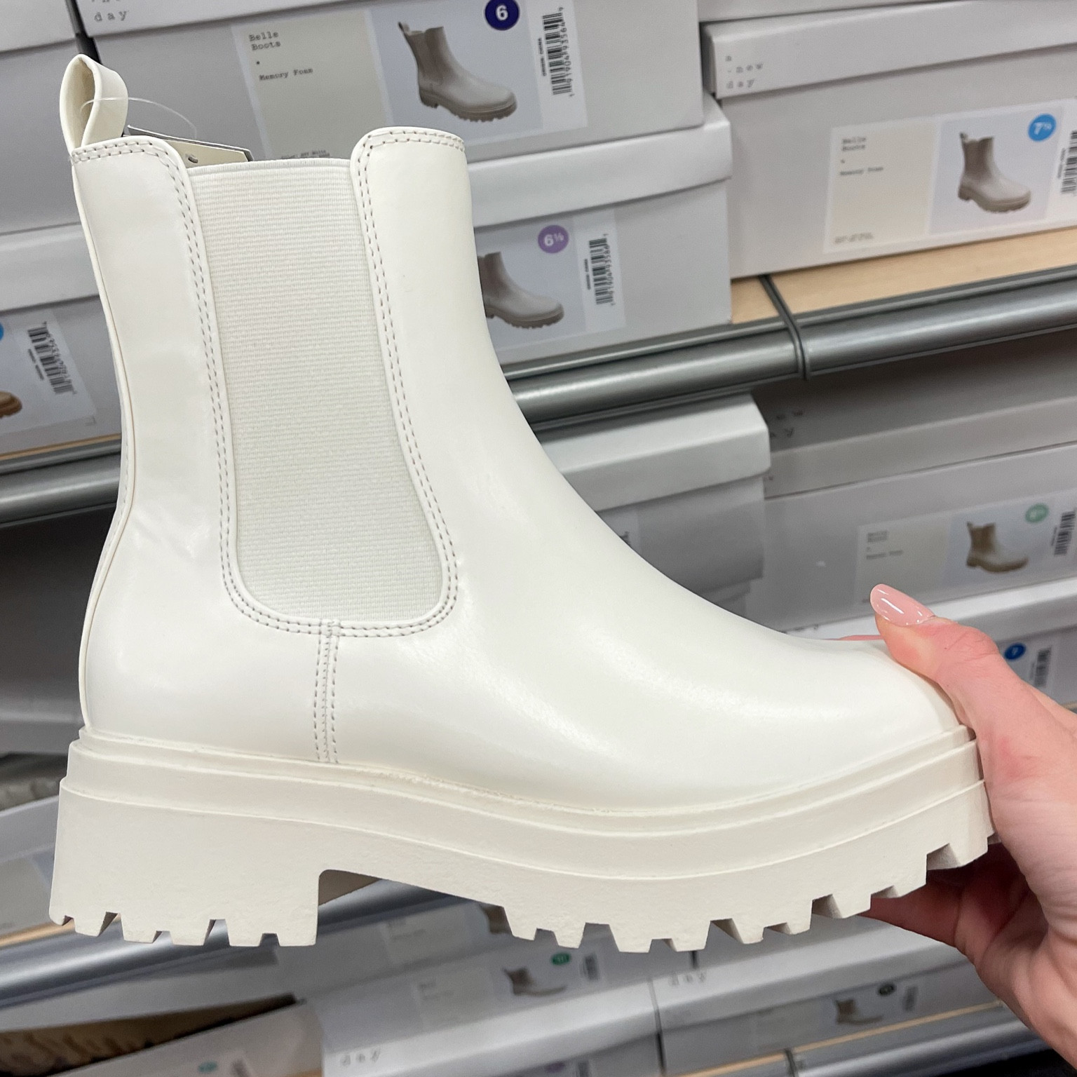 On sale for $26 😱😍 Also available in tan & black. Get them before they sell out!

Fall style - ankle chunky heel boot booties

#competition #ltksalealert #target #targetfinds #budgetfashion #affordable #affordablestyle

#LTKshoecrush #LTKunder50 #LTKsalealert