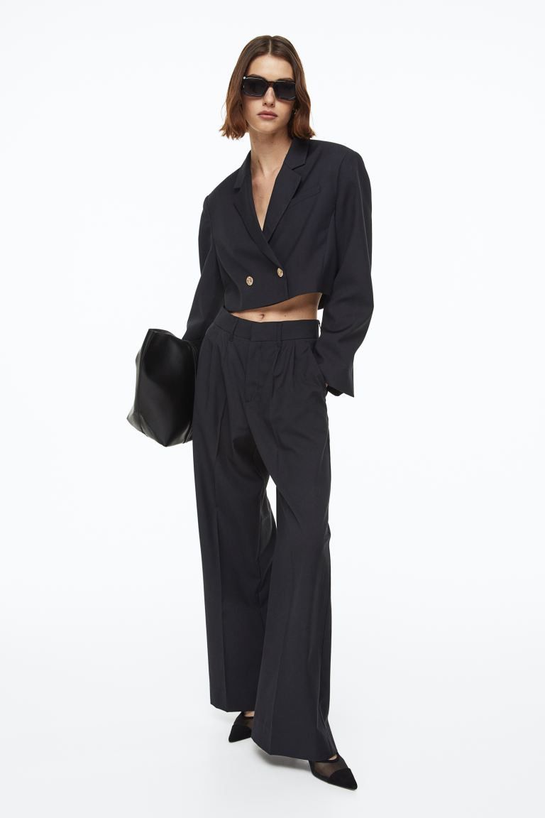 Straight Pants | Black Work Pants | Work Outfit | Work Wear Style | Spring Outfits  | H&M (US + CA)