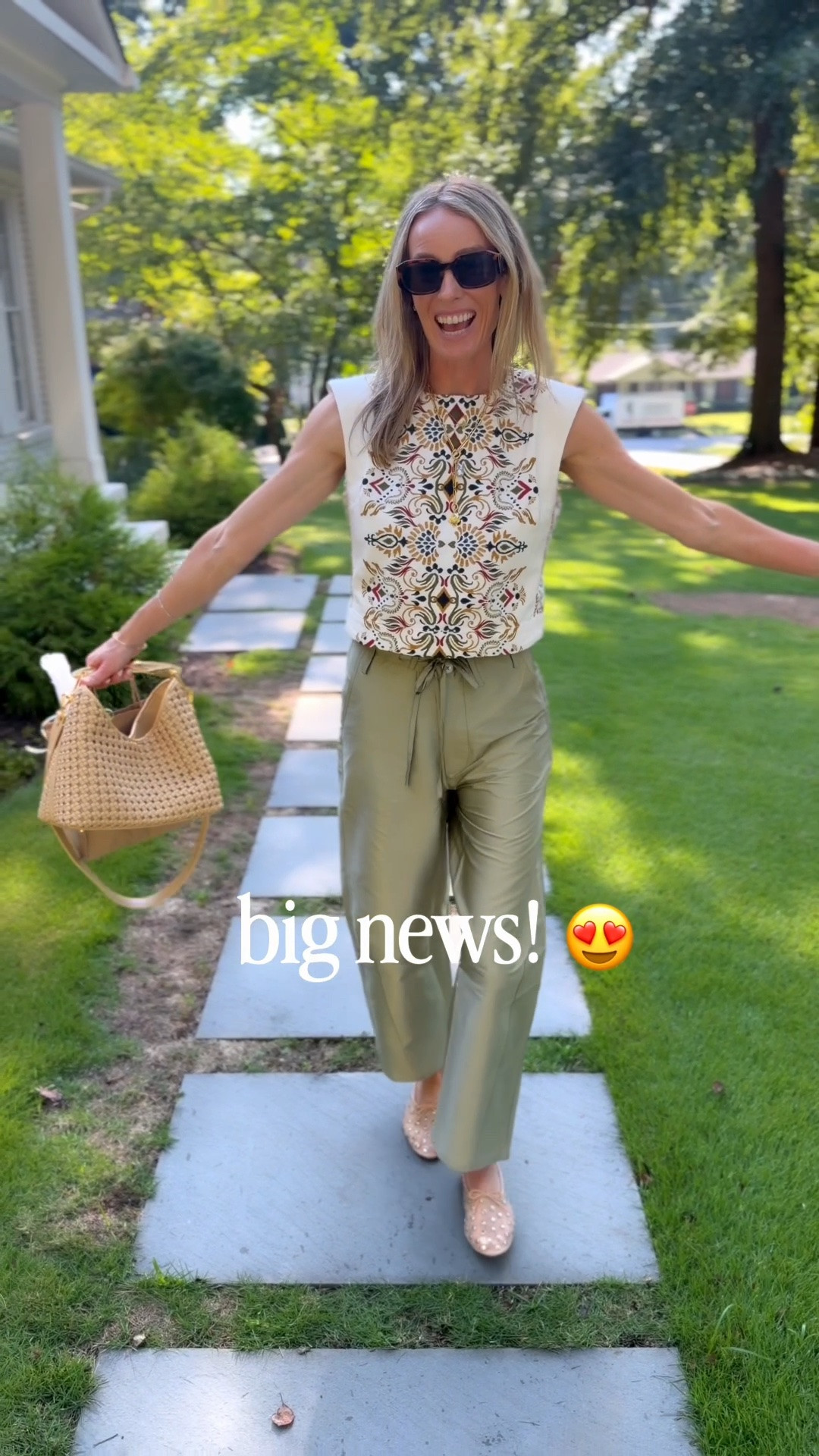 I can’t believe it / lots of emotions 🥹 hoping for just as many wonderful memories at this new home… bittersweet!