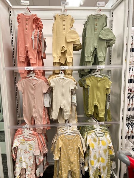 Baby styles at Target 

Target finds, Target style, baby boy, baby girl, neutral baby 

#LTKkids #LTKfamily #LTKbaby