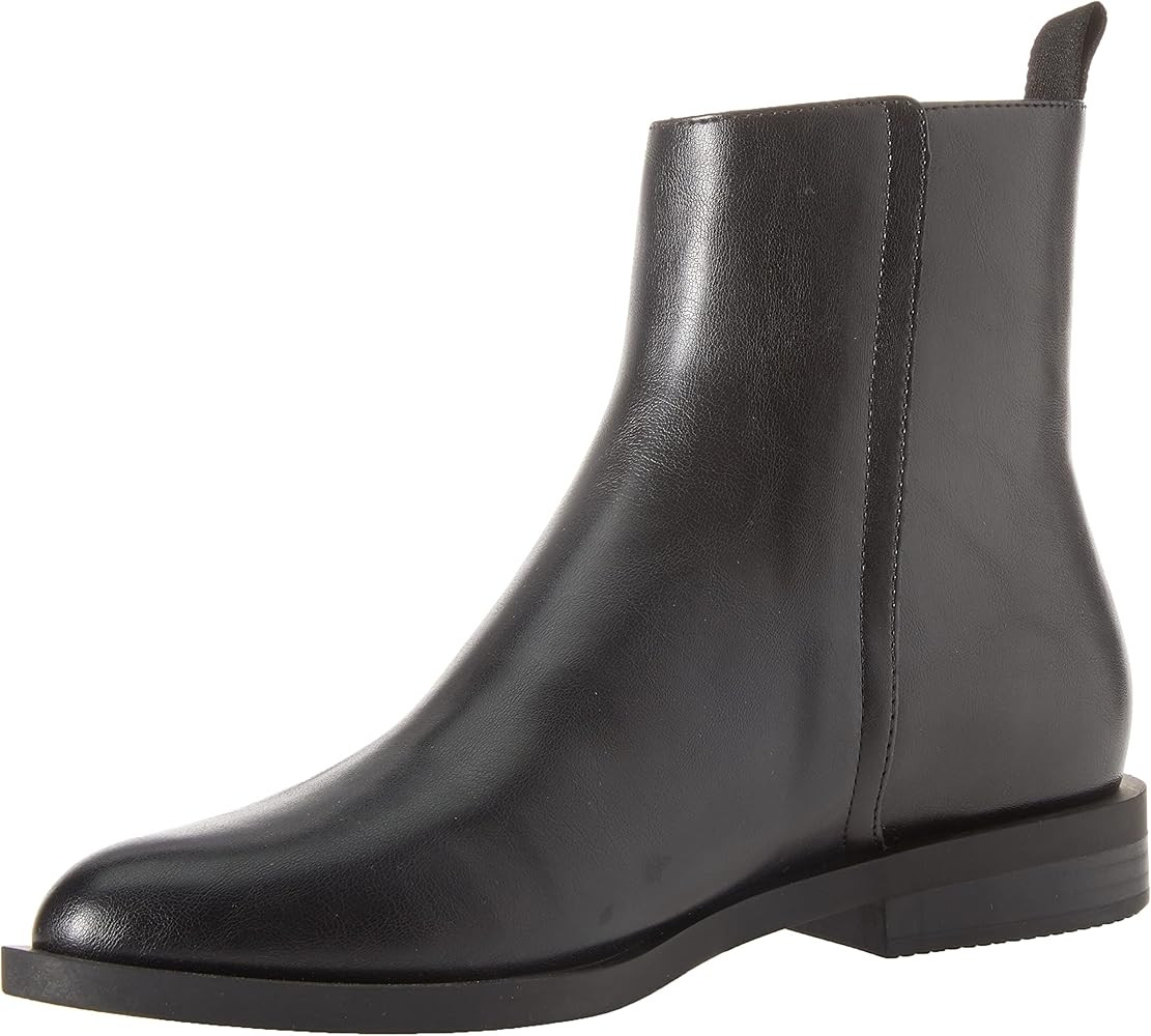 Amazon Essentials Women's Exterior Zip Flat Ankle Boot | Amazon (US)