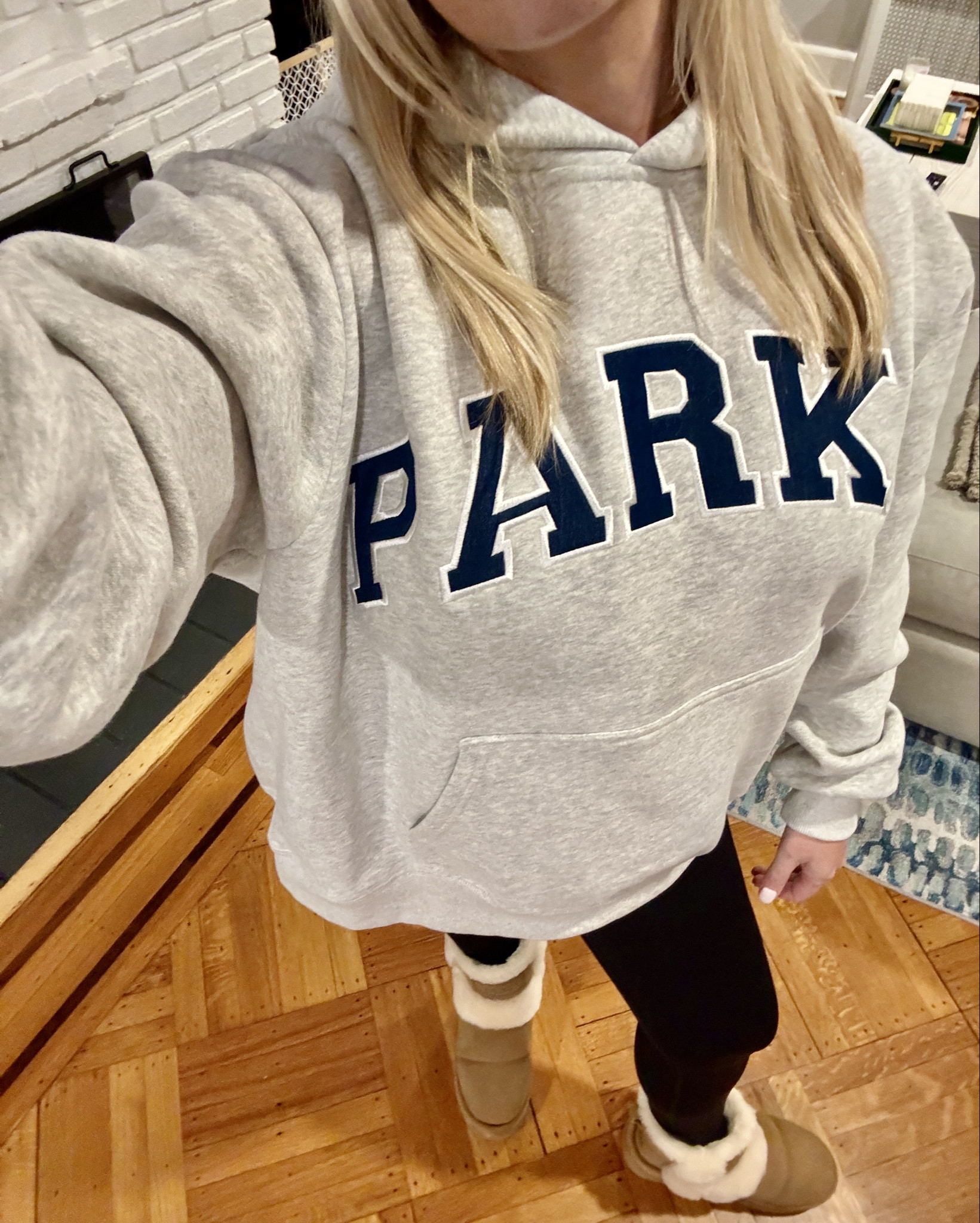 Travel outfit, cozy, comfortable, athleisure, sweatshirt, leggings, Uggs, lululemon, parke, loungewear 

#LTKActive #LTKTravel