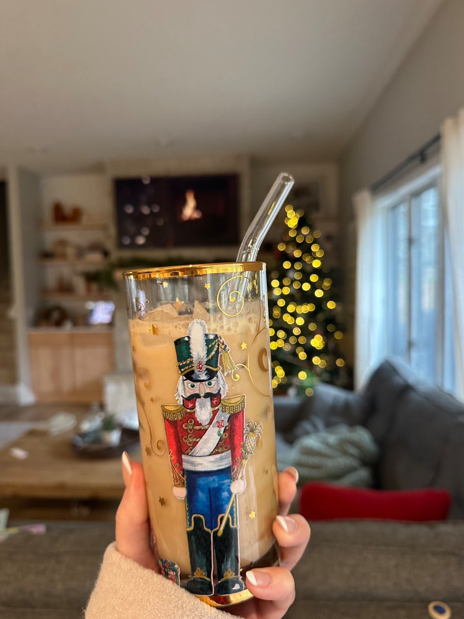 Cutie Christmas glasses 

#LTKHoliday #LTKGiftGuide #LTKCyberWeek