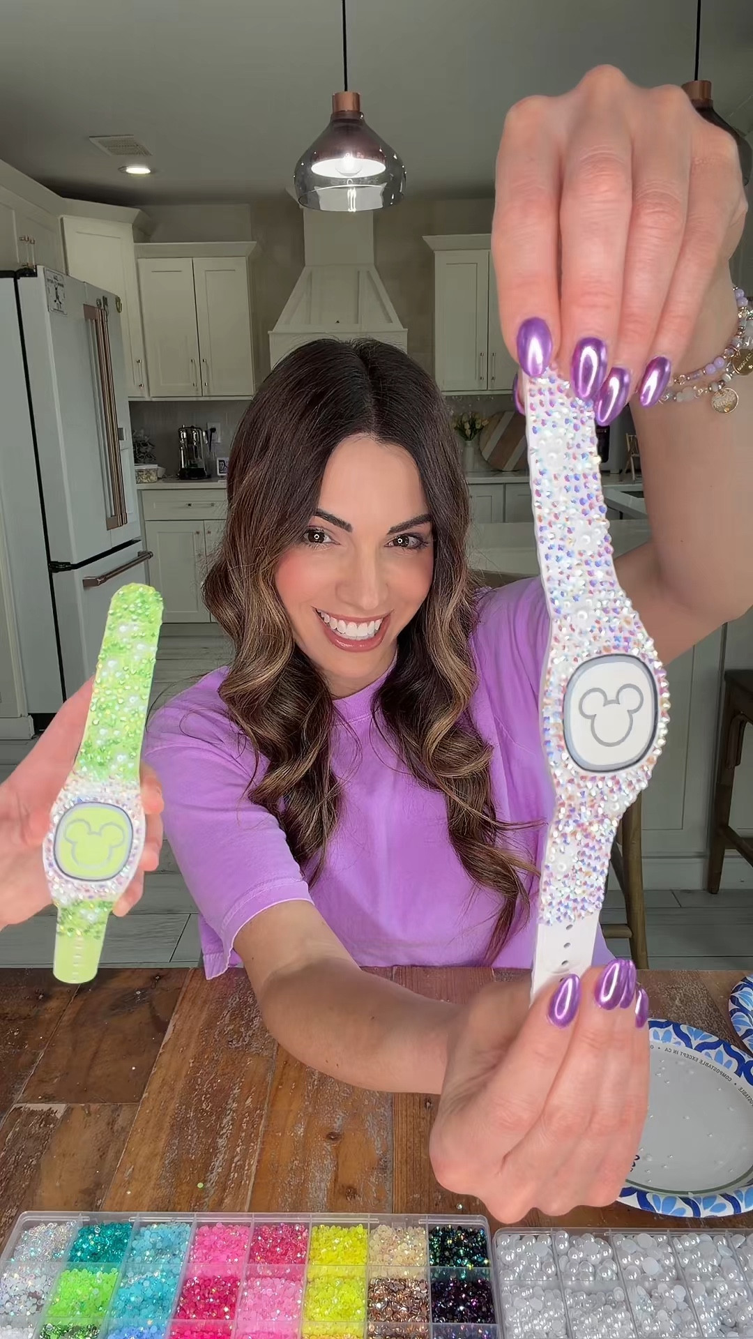 BEDAZZLE OUR MAGIC BANDS WITH US FOR DISNEY! ✨