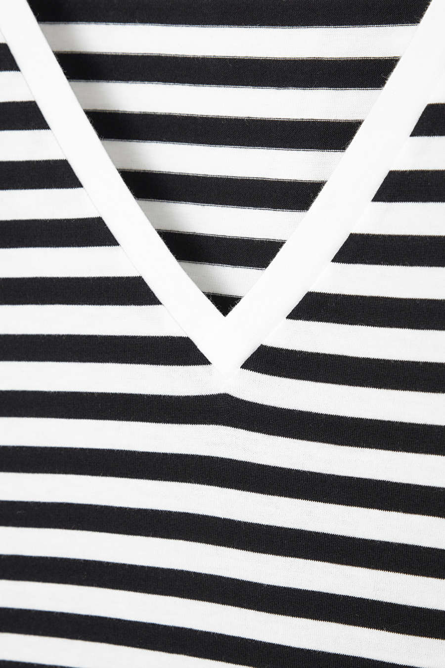 24/7 V-NECK T-SHIRT - BLACK / WHITE / STRIPED - COS | COS (EU)
