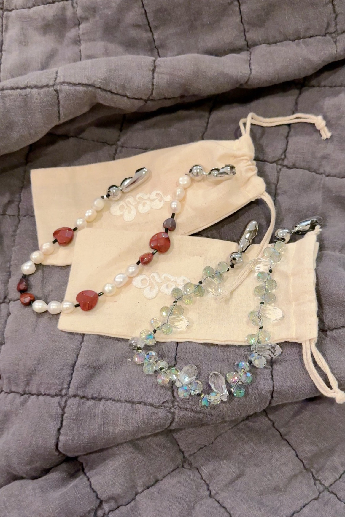 new phone chains!

#LTKBeauty #LTKU #LTKStyleTip