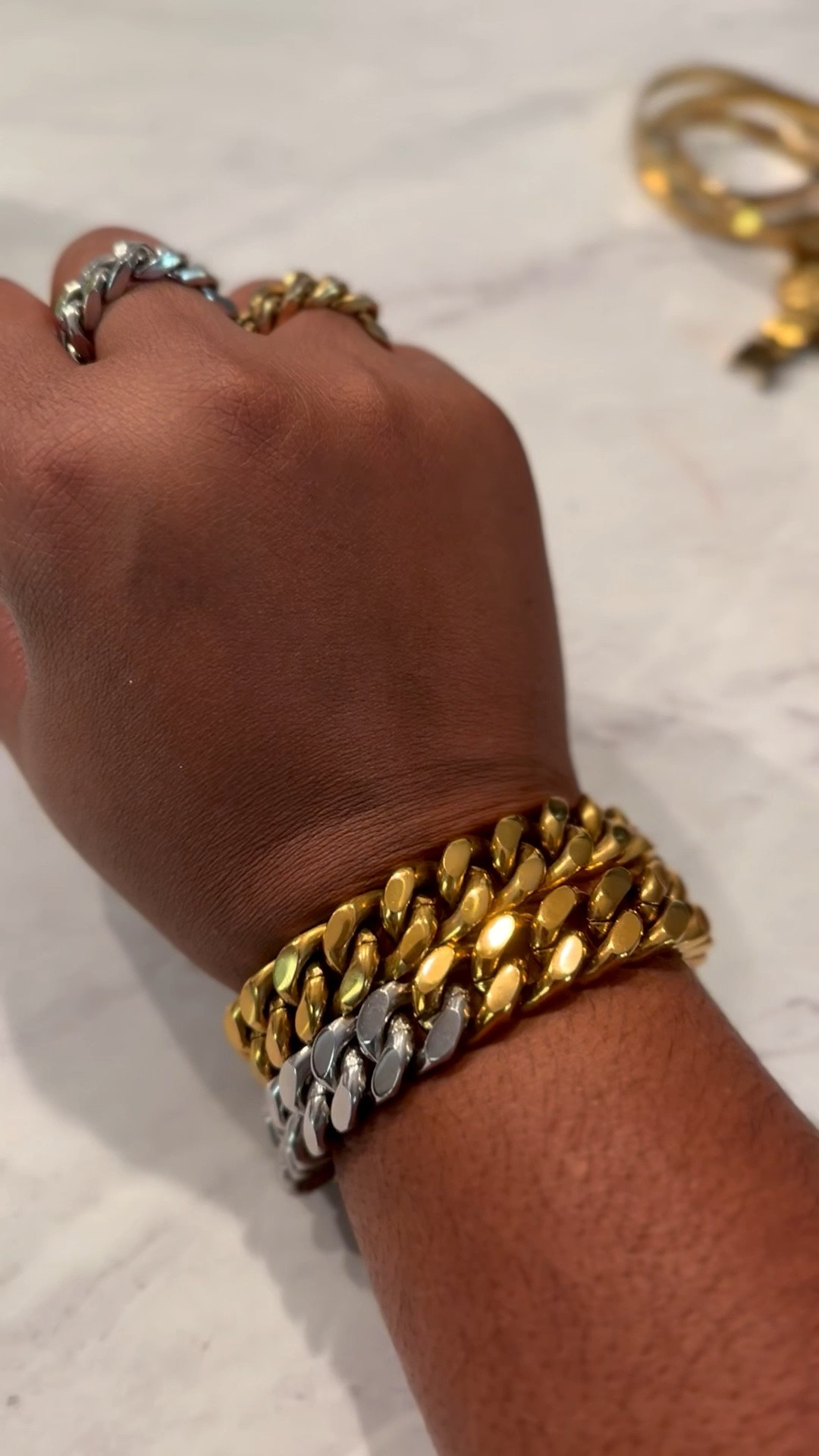 I love a chunky Cuban moment and these mixed metal pieces from Garnished in Gold are just too good! 

#LTKGiftGuide #LTKFindsUnder100 #LTKStyleTip